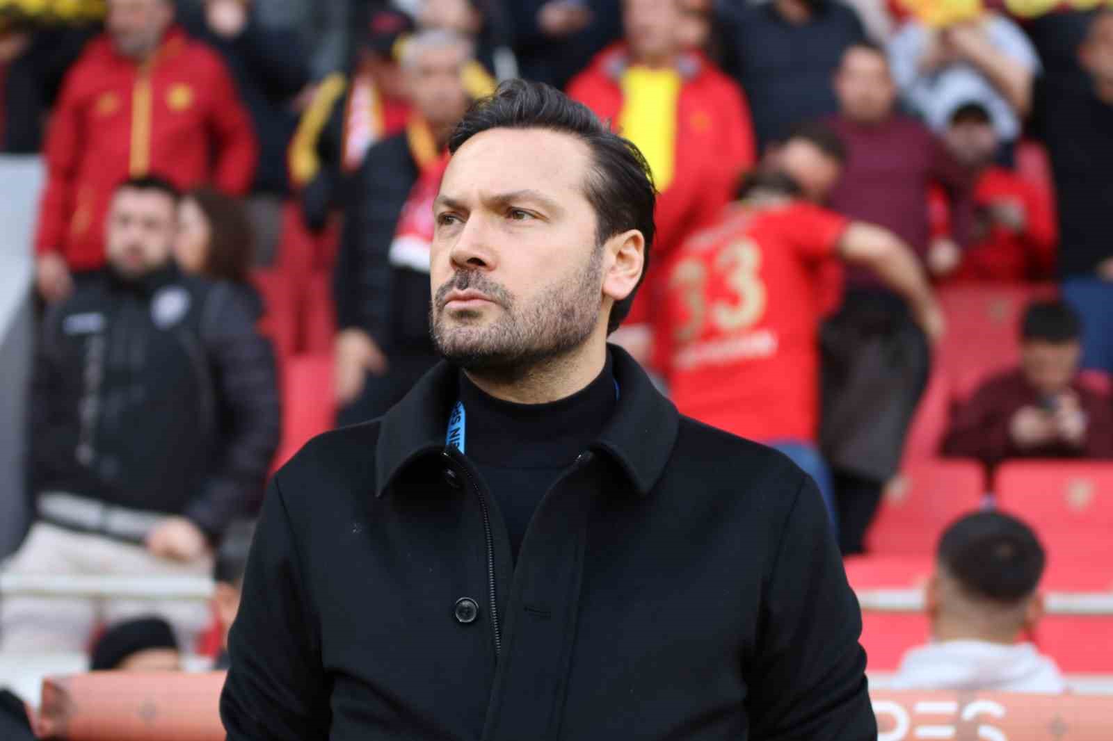 Trendyol Süper Lig: Göztepe: 0 - Kayserispor: 0 (İlk yarı)
