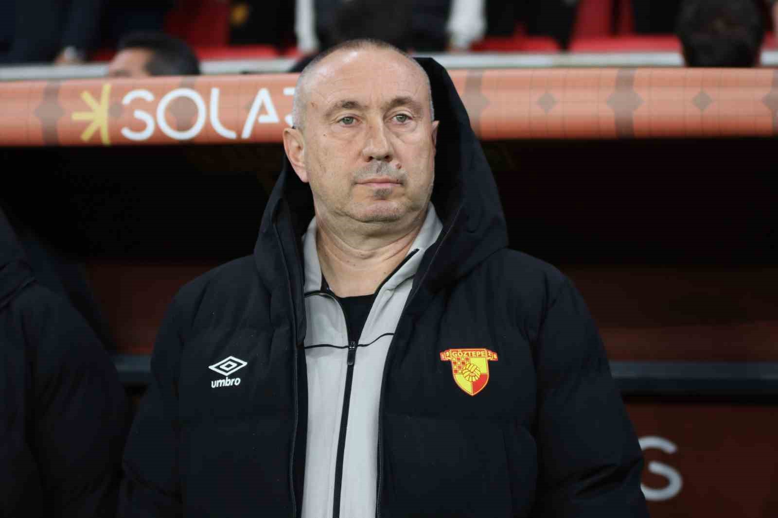 Trendyol Süper Lig: Göztepe: 1 - Alanyaspor: 1 (İlk yarı)
