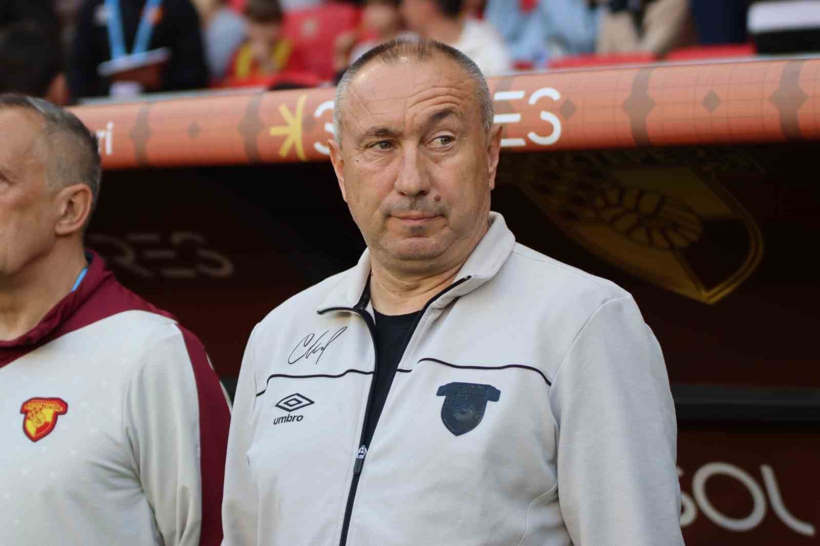 Trendyol Süper Lig: Göztepe: 1 - Kasımpaşa: 1 (İlk Yarı)
Trendyol Süper Lig: Göztepe: 1 - Kasımpaşa: 1 (İlk Yarı)