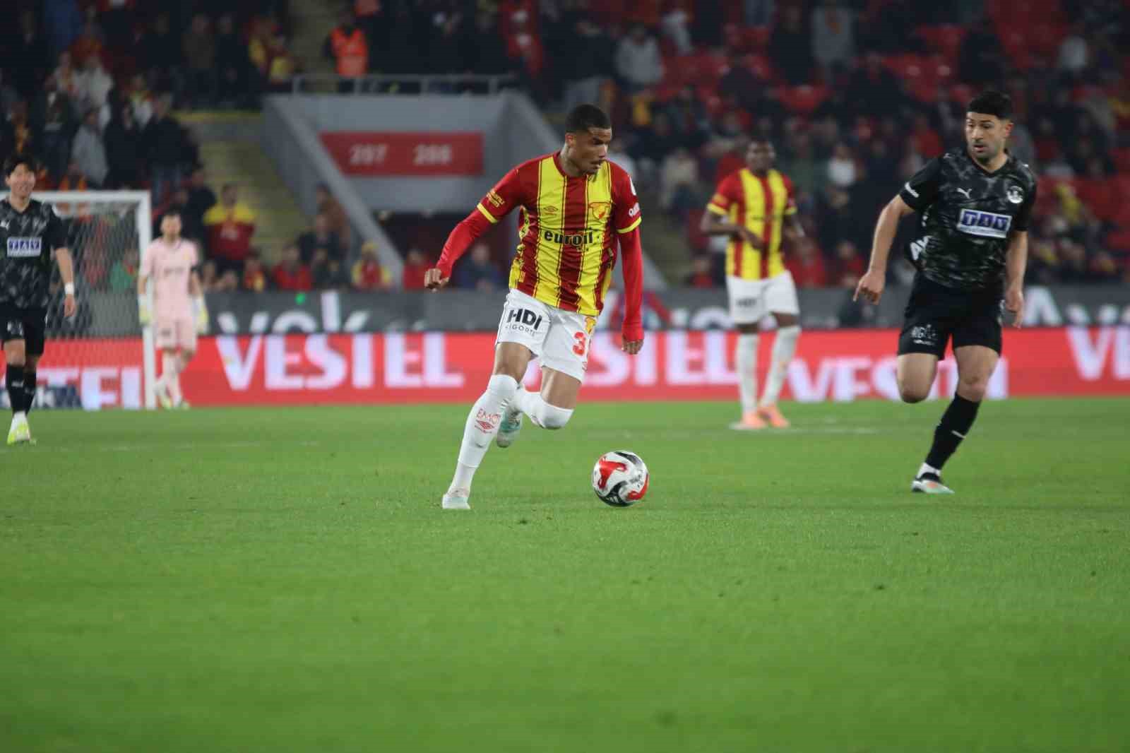 Trendyol Süper Lig: Göztepe: 2 - Alanyaspor: 2 (Maç sonucu)
