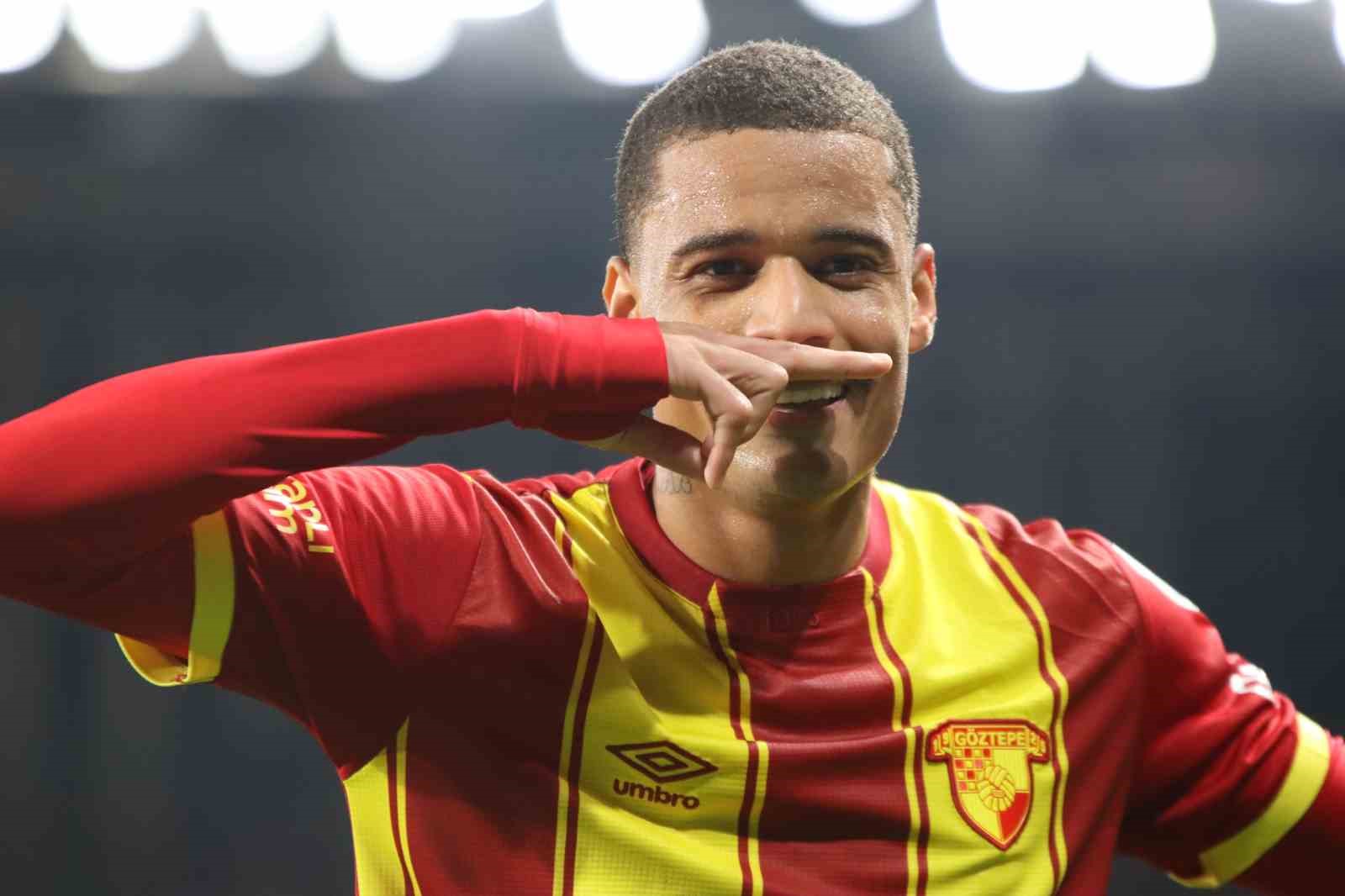 Trendyol Süper Lig: Göztepe: 2 - Fatih Karagümrük: 1 (İlk yarı)
