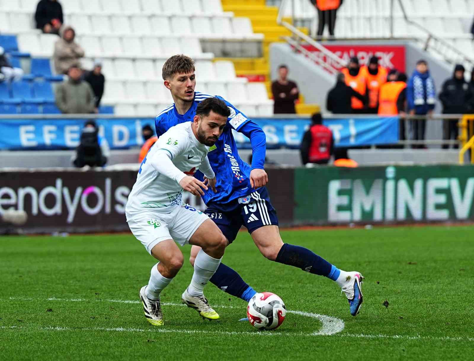 Trendyol Süper Lig: Kasımpaşa: 0 - Çaykur Rizespor: 0 (Maç devam ediyor)
