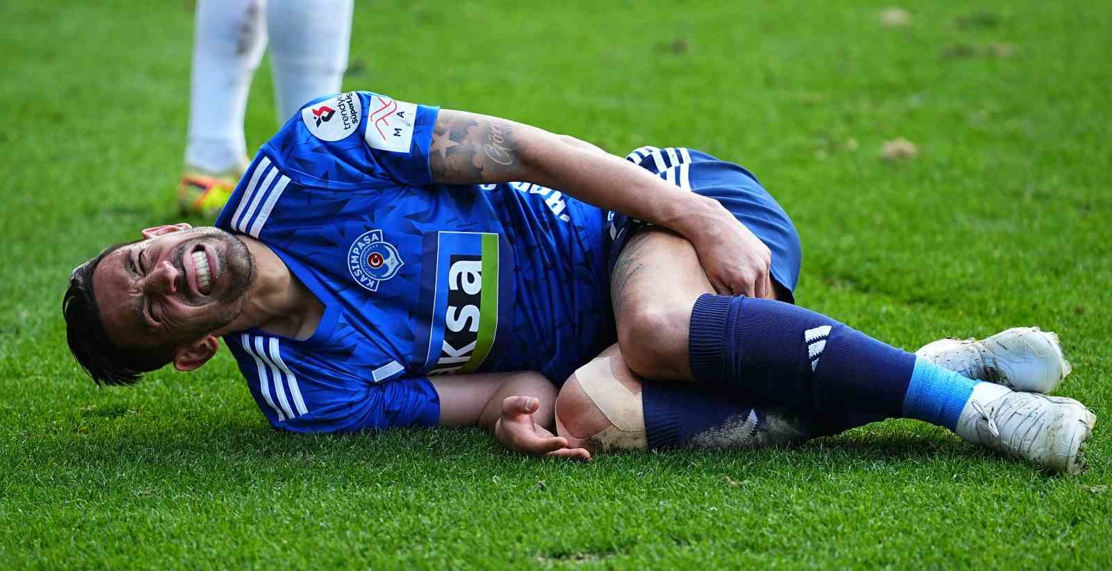 Trendyol Süper Lig: Kasımpaşa: 0 - Çaykur Rizespor: 3 (Maç sonucu)
Trendyol Süper Lig: Kasımpaşa: 0 - Çaykur Rizespor: 3 (Maç sonucu)