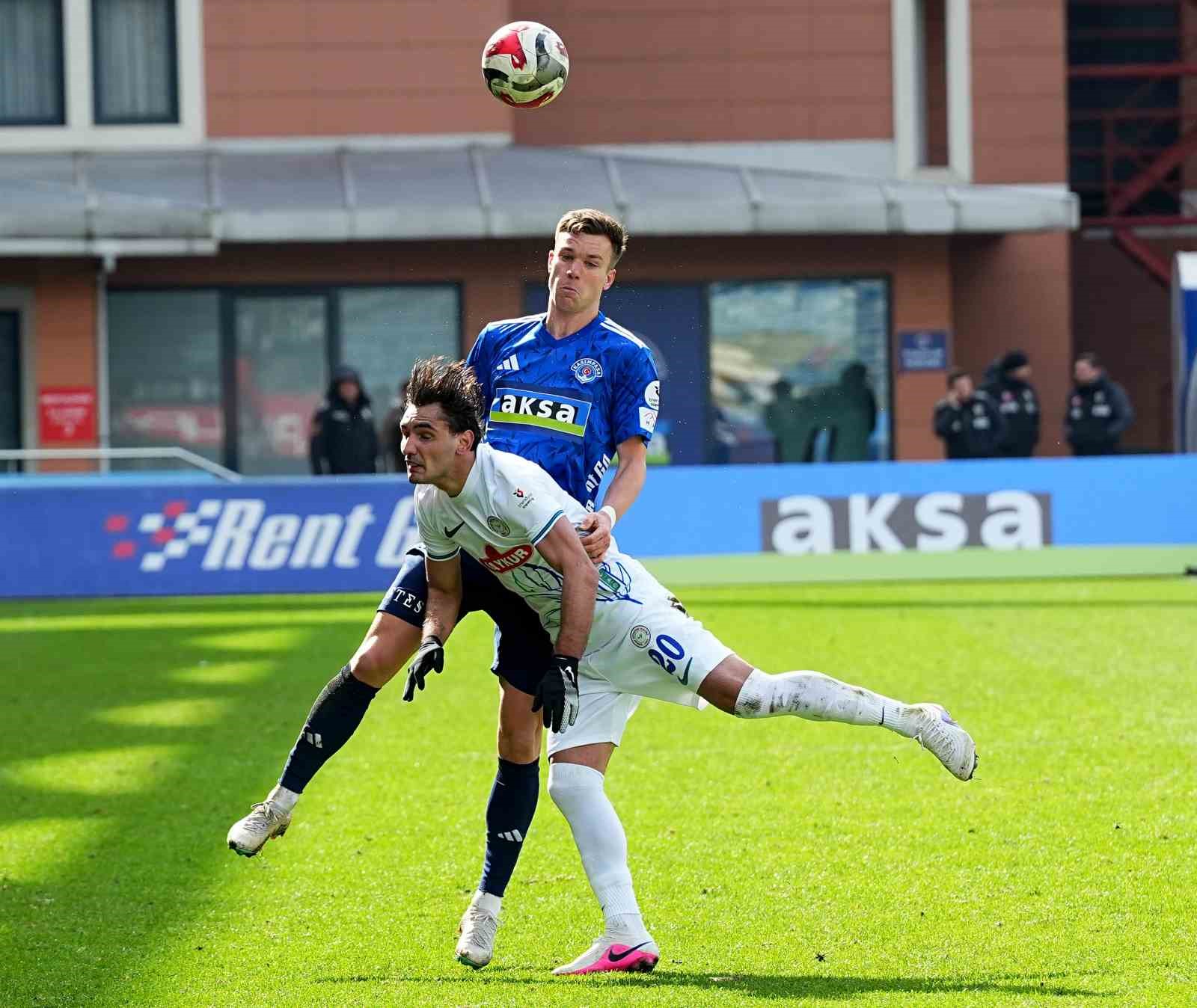 Trendyol Süper Lig: Kasımpaşa: 0 - Çaykur Rizespor: 3 (Maç sonucu)
Trendyol Süper Lig: Kasımpaşa: 0 - Çaykur Rizespor: 3 (Maç sonucu)