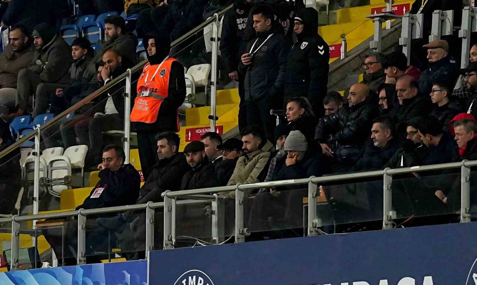 Trendyol Süper Lig: Kasımpaşa: 0 - Samsunspor: 0 (İlk yarı)
