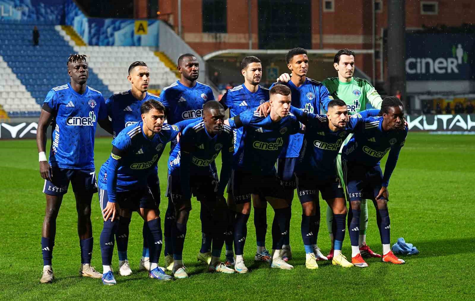 Trendyol Süper Lig: Kasımpaşa: 0 - Samsunspor: 0 (Maç devam ediyor)
