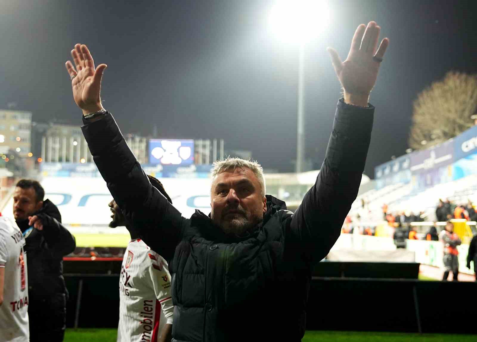 Trendyol Süper Lig: Kasımpaşa: 0 - Samsunspor: 1 (Maç sonucu)
Trendyol Süper Lig: Kasımpaşa: 0 - Samsunspor: 1 (Maç sonucu)