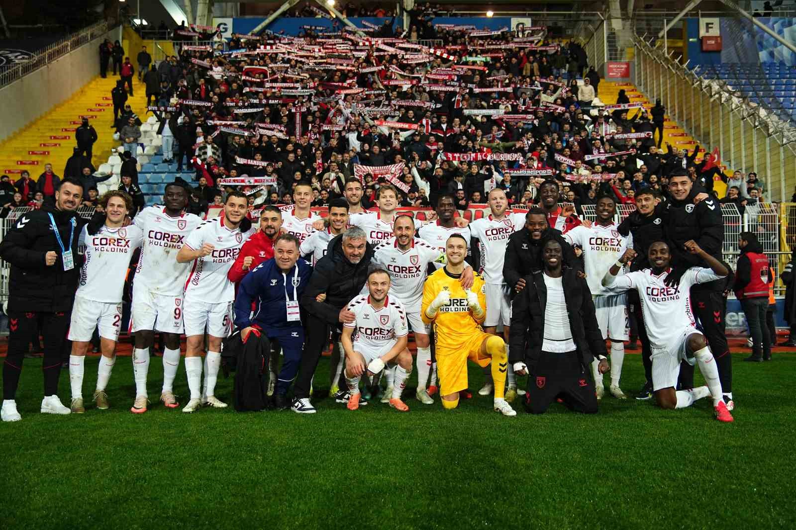 Trendyol Süper Lig: Kasımpaşa: 0 - Samsunspor: 1 (Maç sonucu)
Trendyol Süper Lig: Kasımpaşa: 0 - Samsunspor: 1 (Maç sonucu)