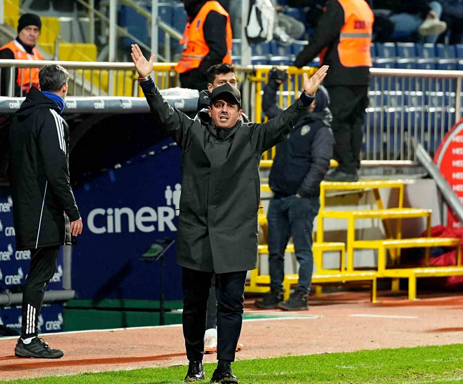 Trendyol Süper Lig: Kasımpaşa: 0 - Samsunspor: 1 (Maç sonucu)
Trendyol Süper Lig: Kasımpaşa: 0 - Samsunspor: 1 (Maç sonucu)