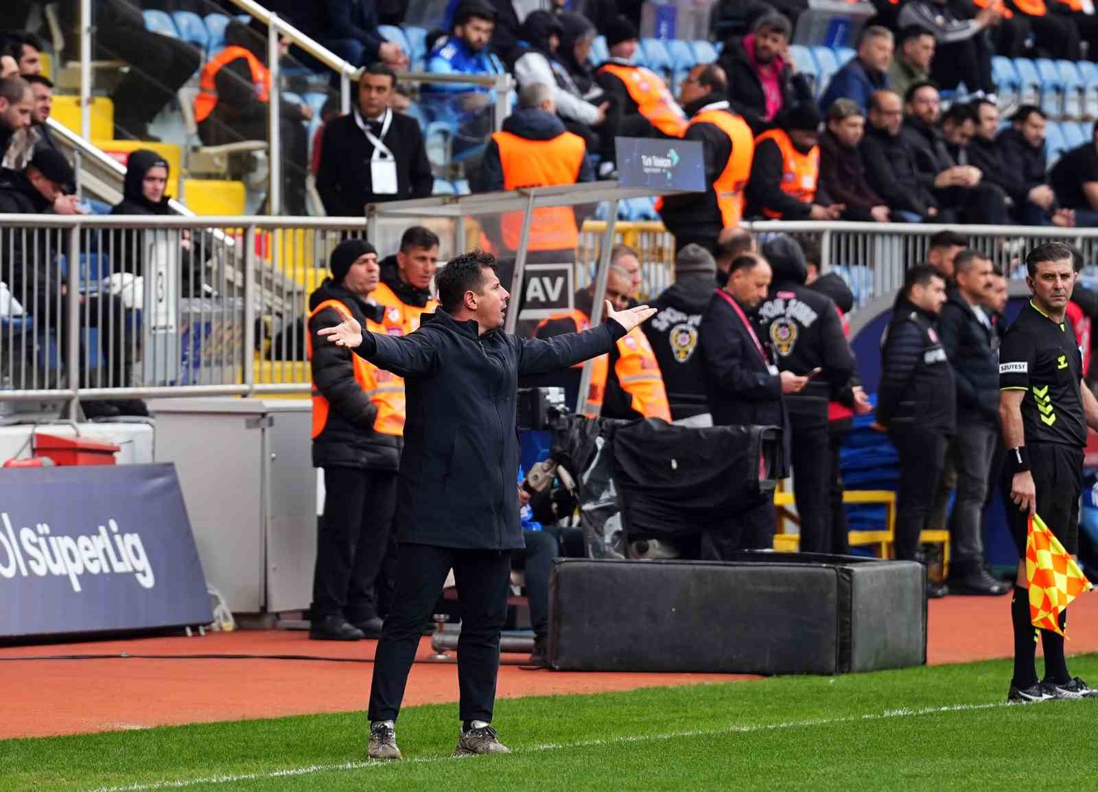 Trendyol Süper Lig: Kasımpaşa: 1 - Kayserispor: 0 (İlk yarı)
