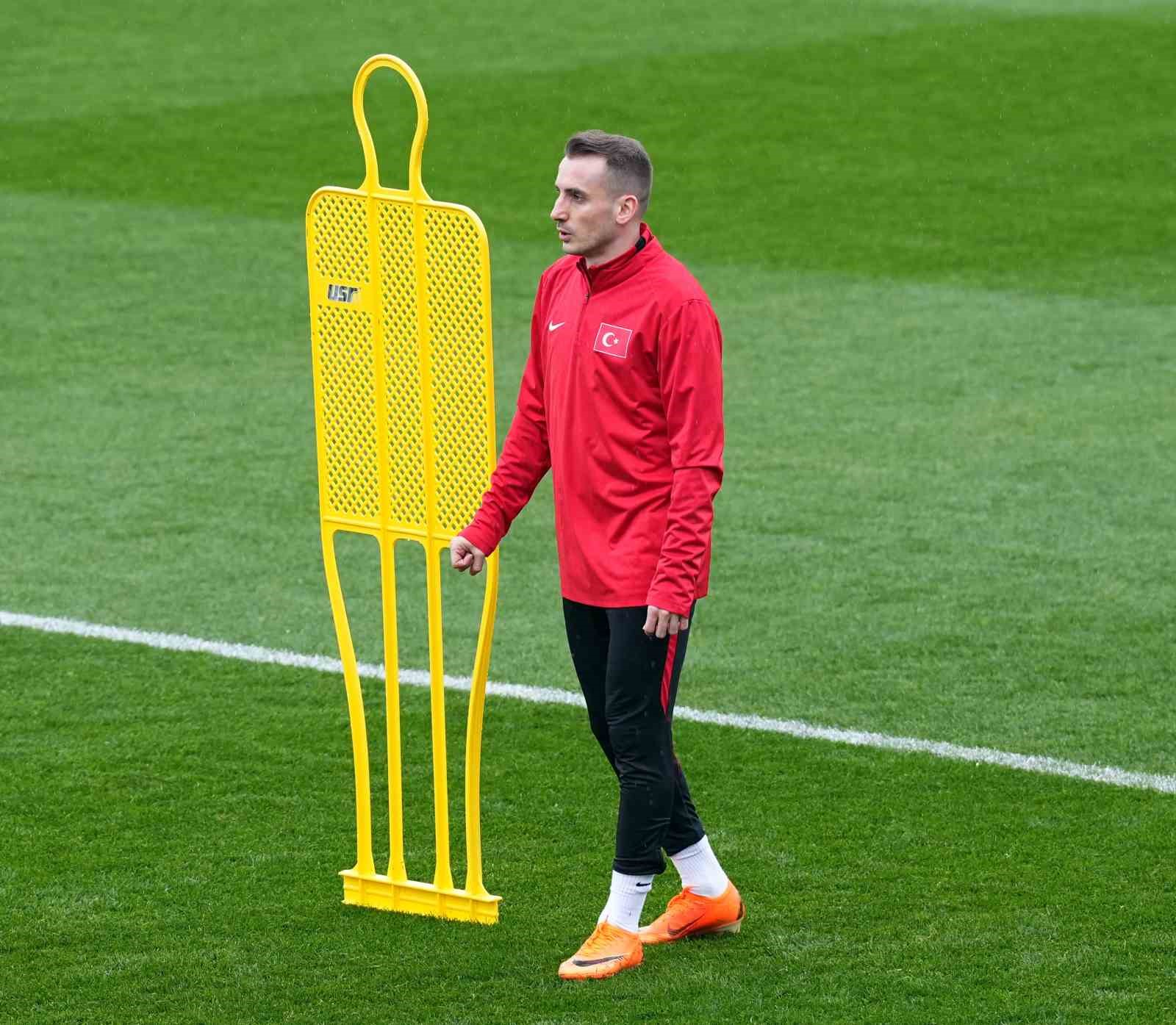 Trendyol Süper Lig: Kasımpaşa: 1 - Kayserispor: 0 (Maç devam ediyor)
