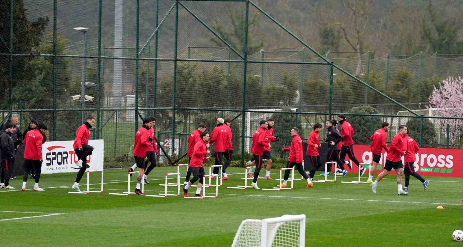 Trendyol Süper Lig: Kasımpaşa: 1 - Kayserispor: 0 (Maç devam ediyor)
