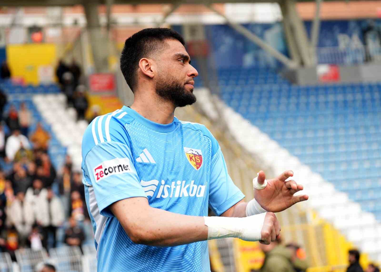 Trendyol Süper Lig: Kasımpaşa: 2 - Kayserispor: 0 (Maç sonucu)
Trendyol Süper Lig: Kasımpaşa: 2 - Kayserispor: 0 (Maç sonucu)