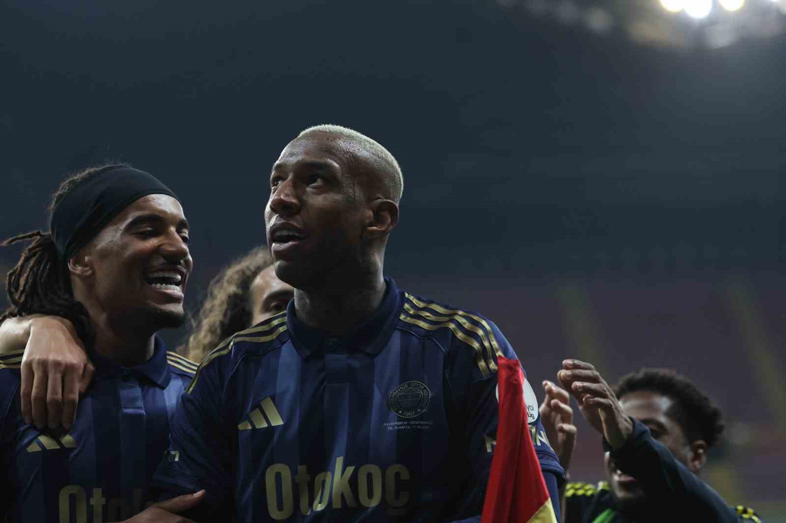 Trendyol Süper Lig: Kayserispor: 0 - Fenerbahçe: 4 (Maç sonucu)
