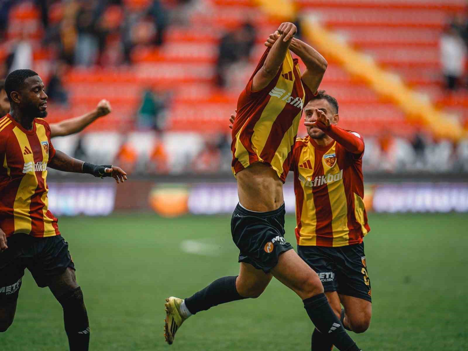 Trendyol Süper Lig: Kayserispor: 1 - Antalyaspor: 0 (Maç sonucu)
