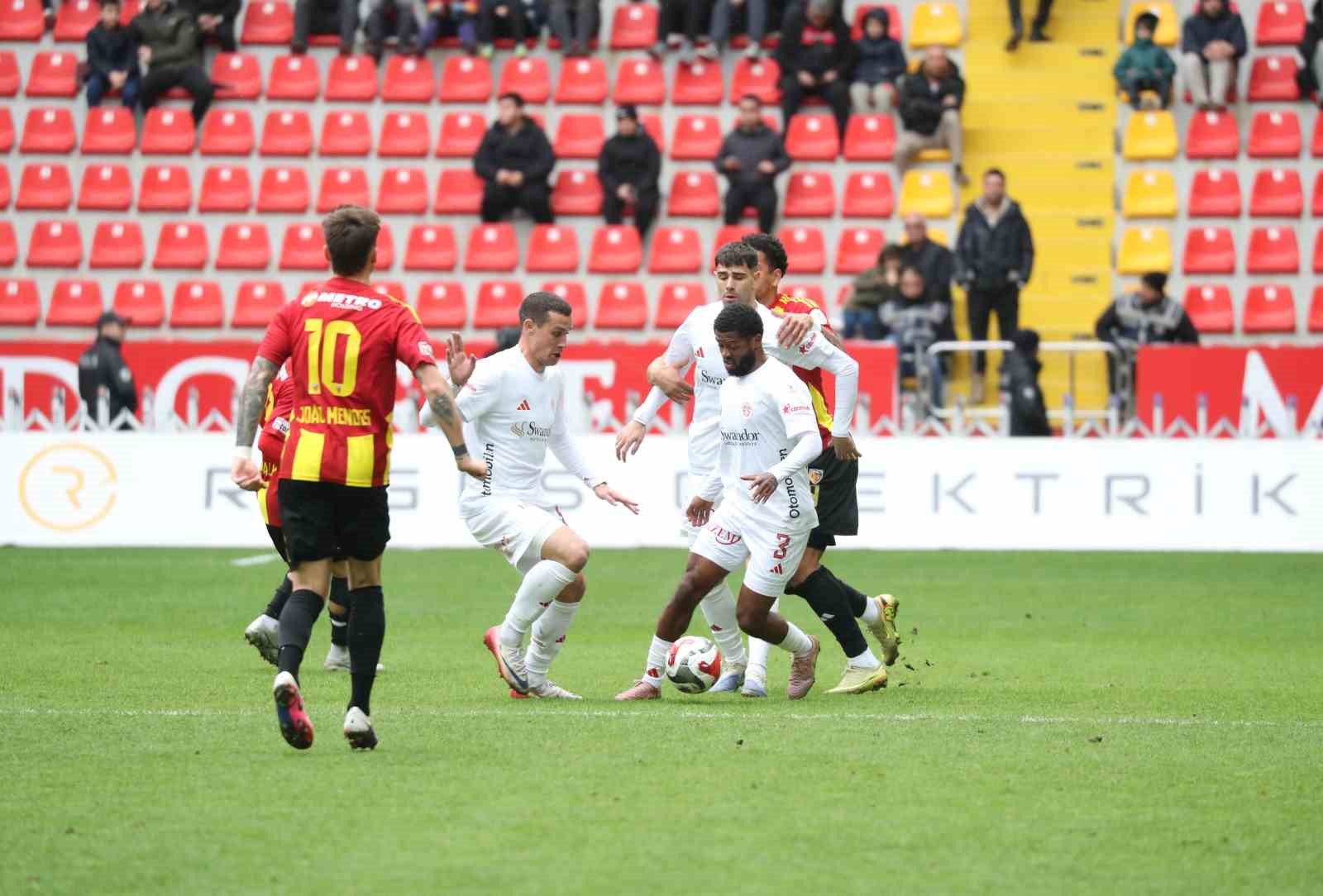 Trendyol Süper Lig: Kayserispor: 1 - Antalyaspor: 0 (Maç sonucu)
