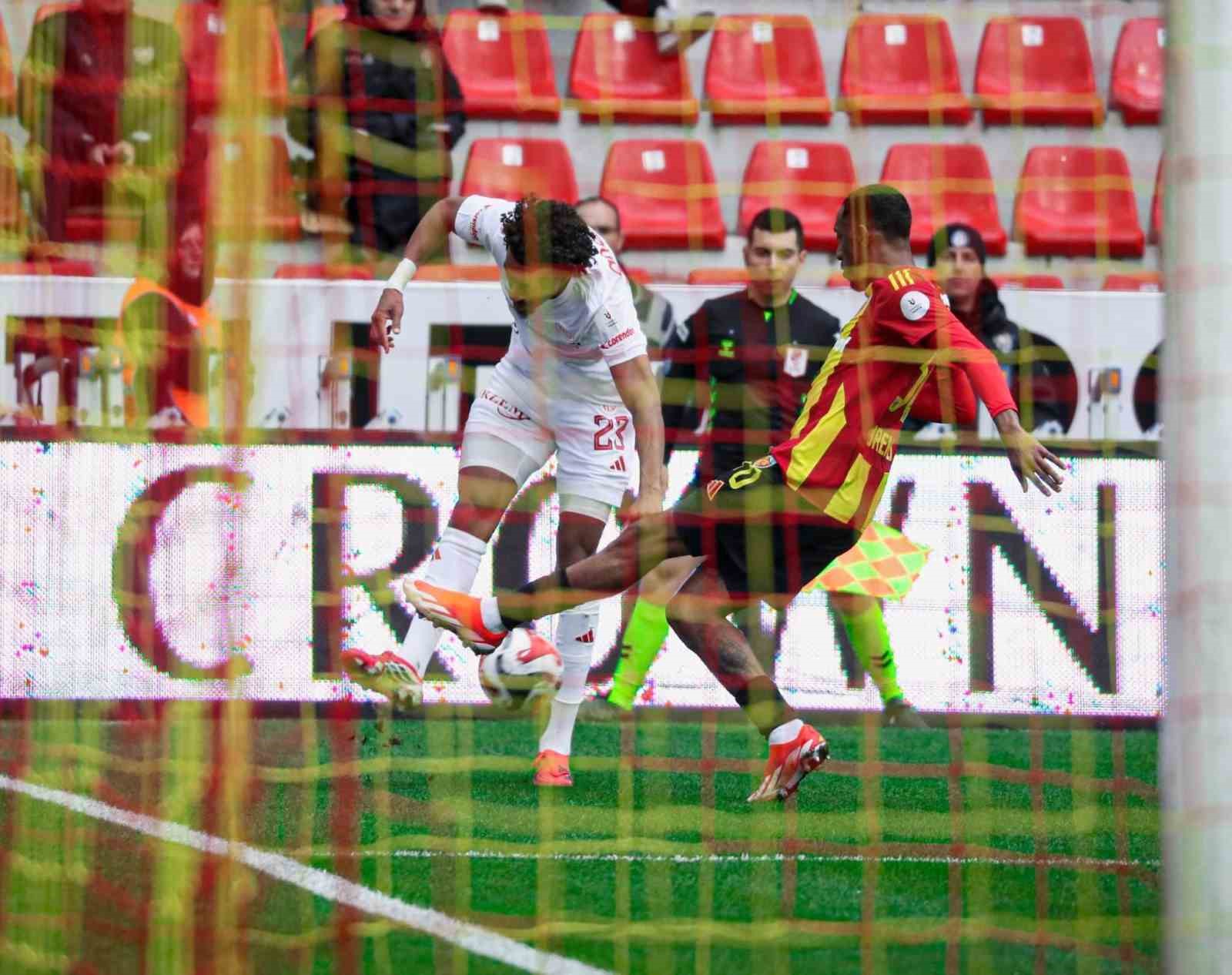 Trendyol Süper Lig: Kayserispor: 1 - Antalyaspor: 0 (Maç sonucu)
