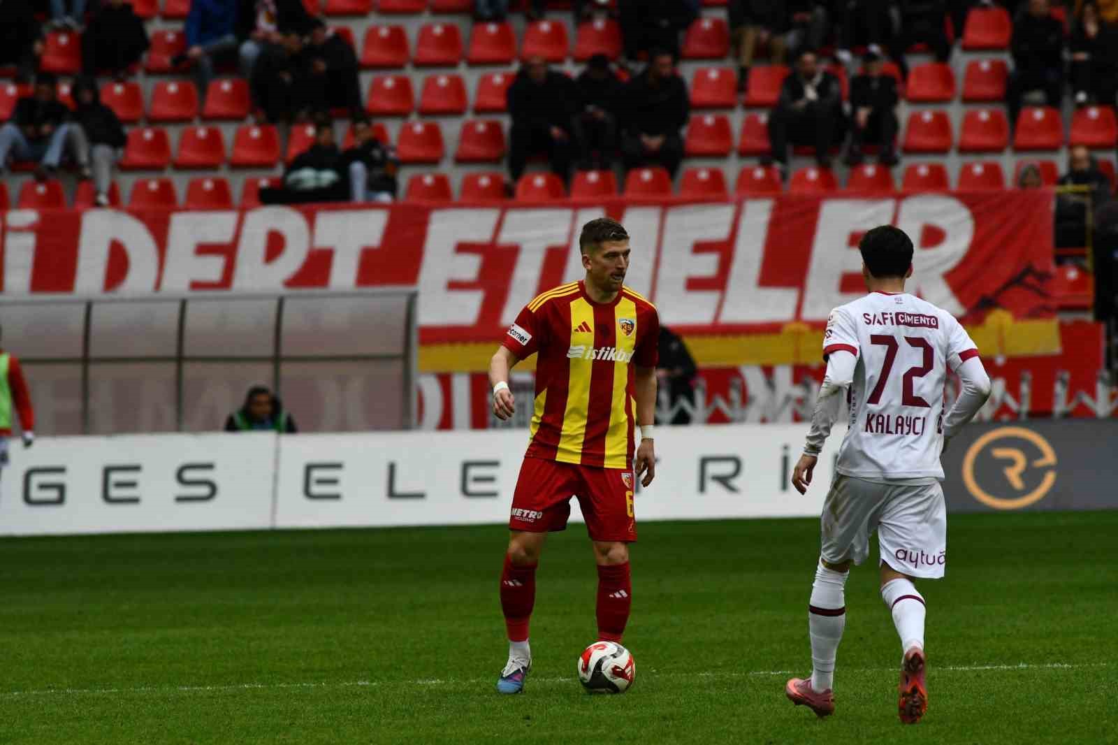 Trendyol Süper Lig: Kayserispor: 1 - Fatih Karagümrük: 0 (Maç sonucu)
