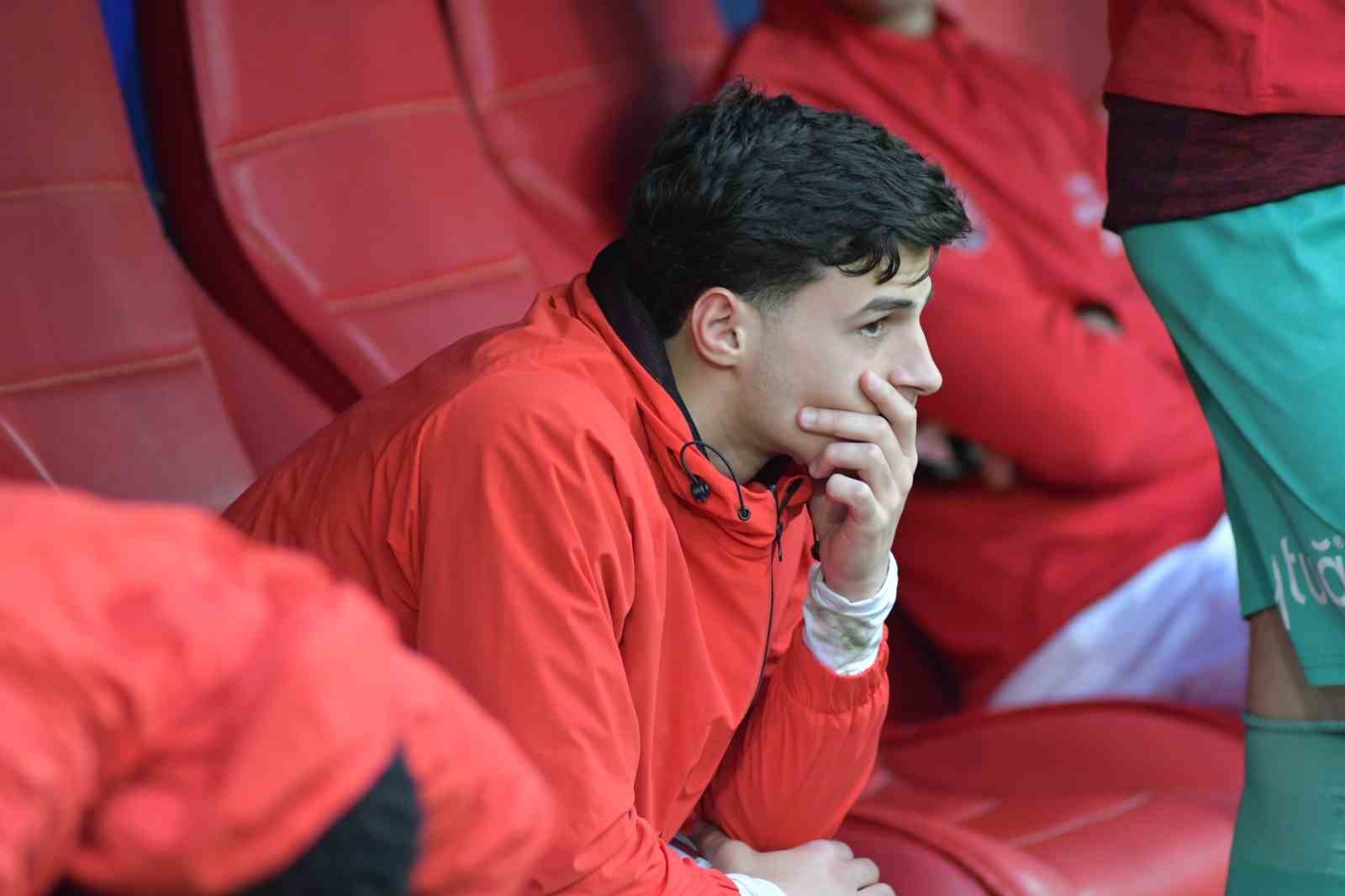 Trendyol Süper Lig: Kayserispor: 1 - Fatih Karagümrük: 0 (Maç sonucu)
