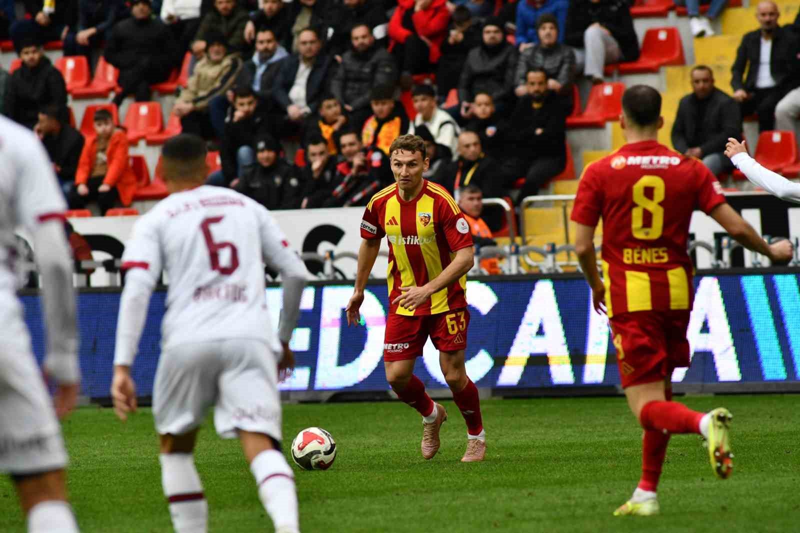 Trendyol Süper Lig: Kayserispor: 1 - Fatih Karagümrük: 0 (Maç sonucu)
