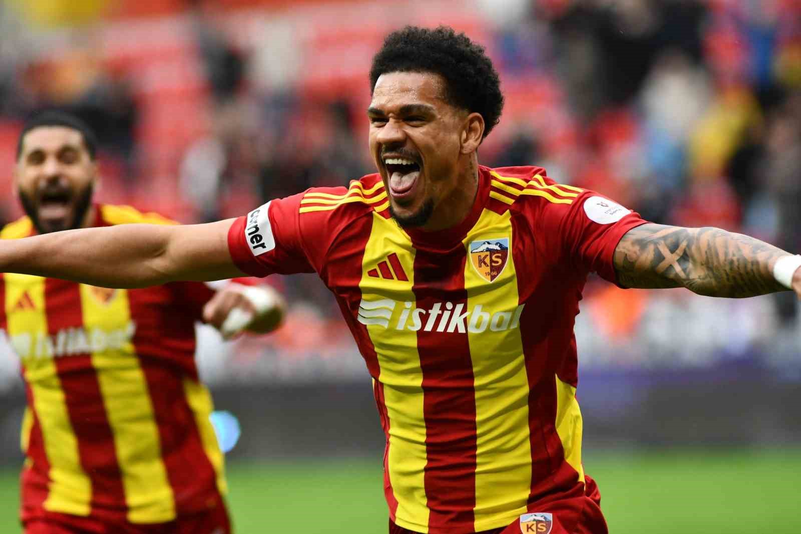 Trendyol Süper Lig: Kayserispor: 1 - Fatih Karagümrük: 0 (Maç sonucu)
