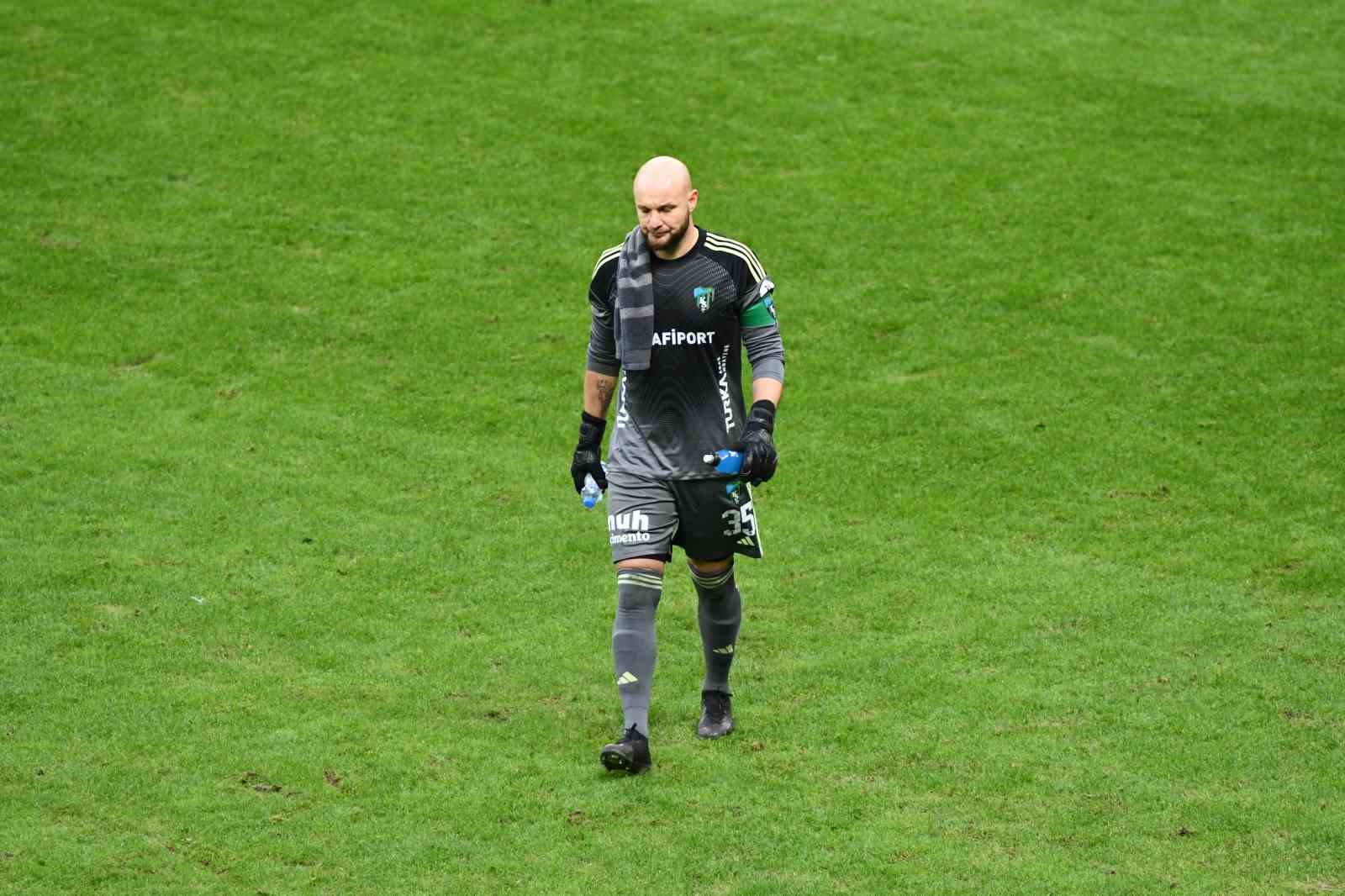 Trendyol Süper Lig: Kayserispor: 1 - Kocaelispor: 2 (Maç sonucu)
