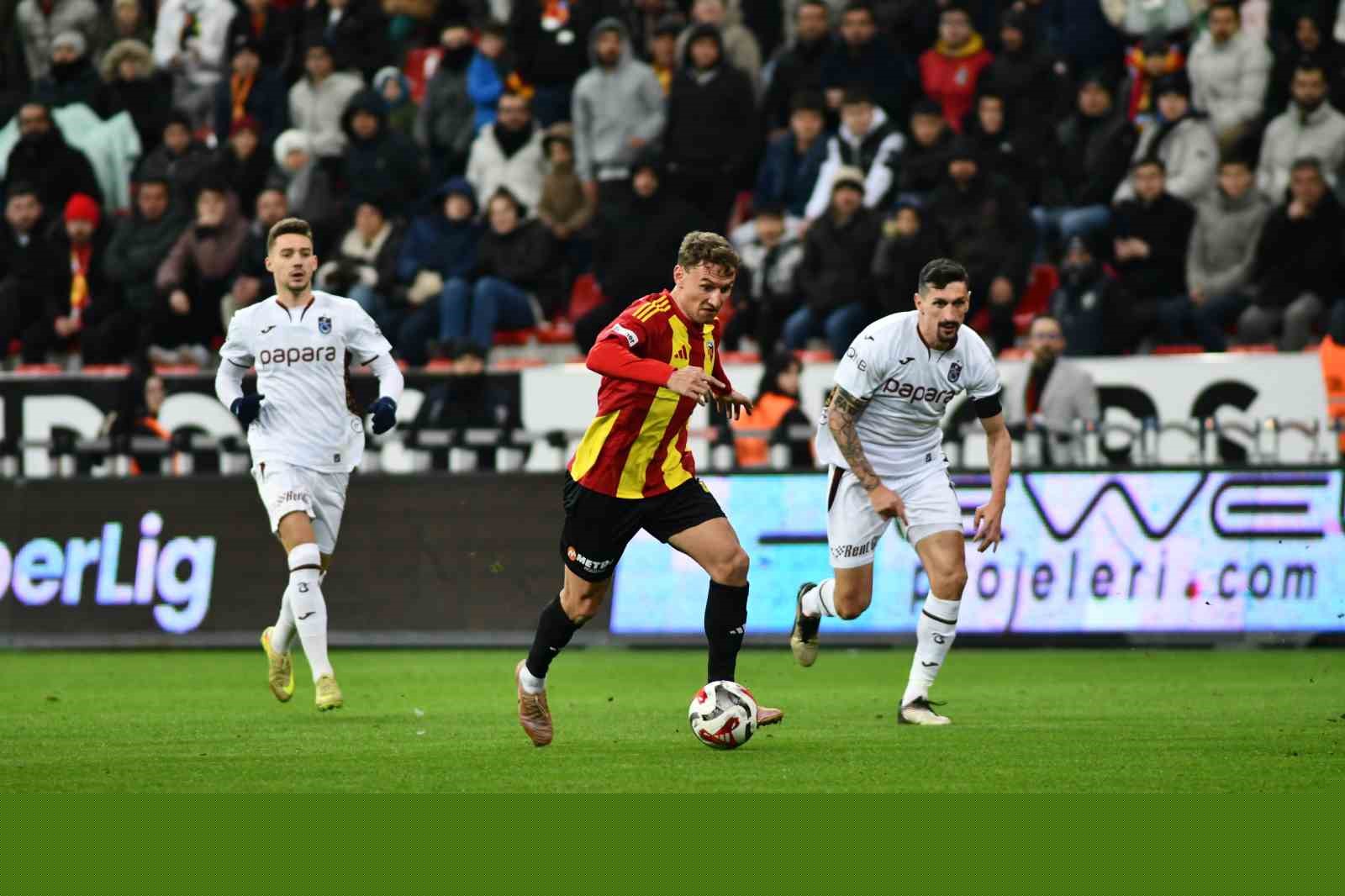 Trendyol Süper Lig: Kayserispor: 1 - Trabzonspor: 3 (Maç sonucu)
