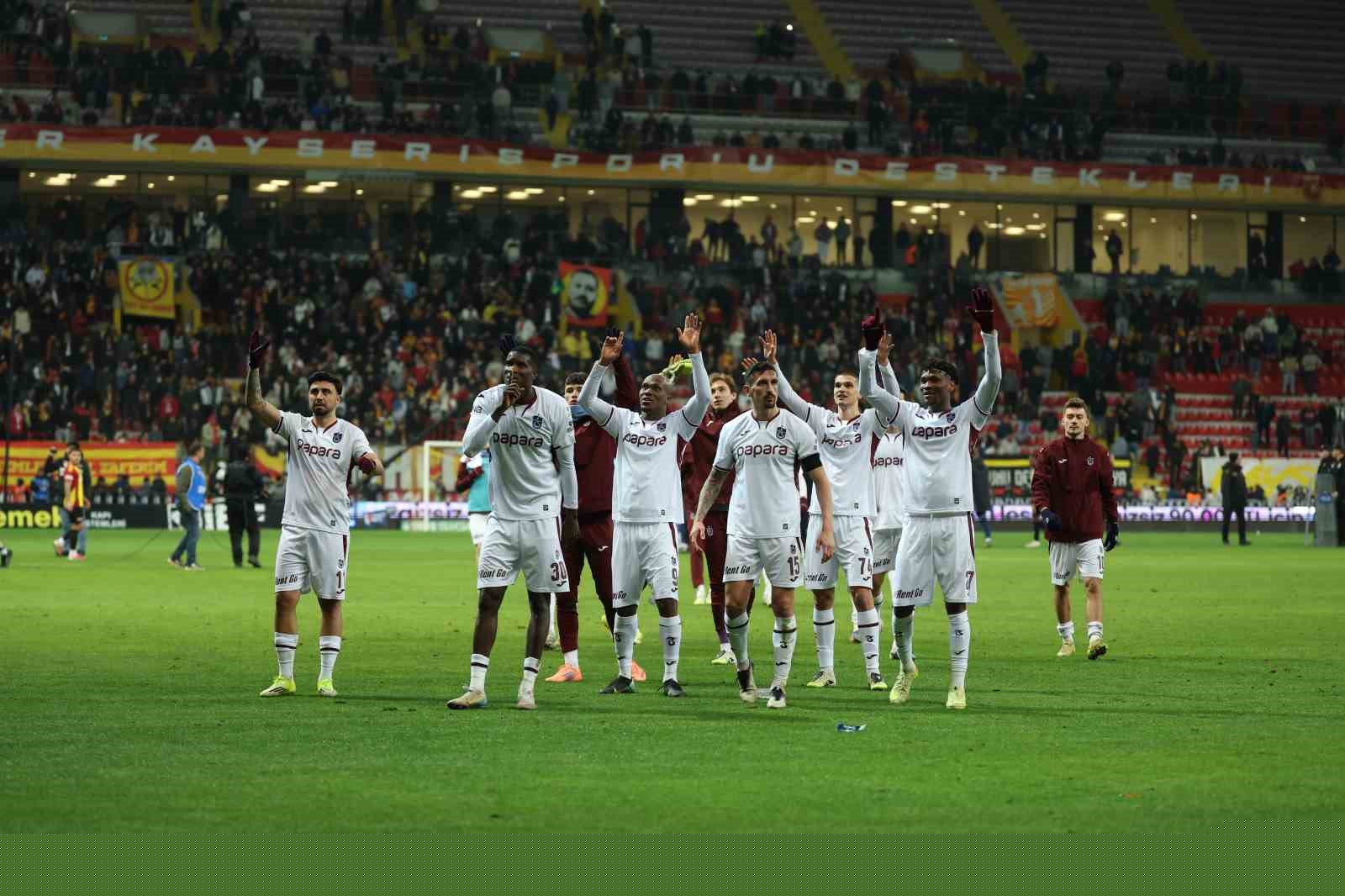 Trendyol Süper Lig: Kayserispor: 1 - Trabzonspor: 3 (Maç sonucu)
