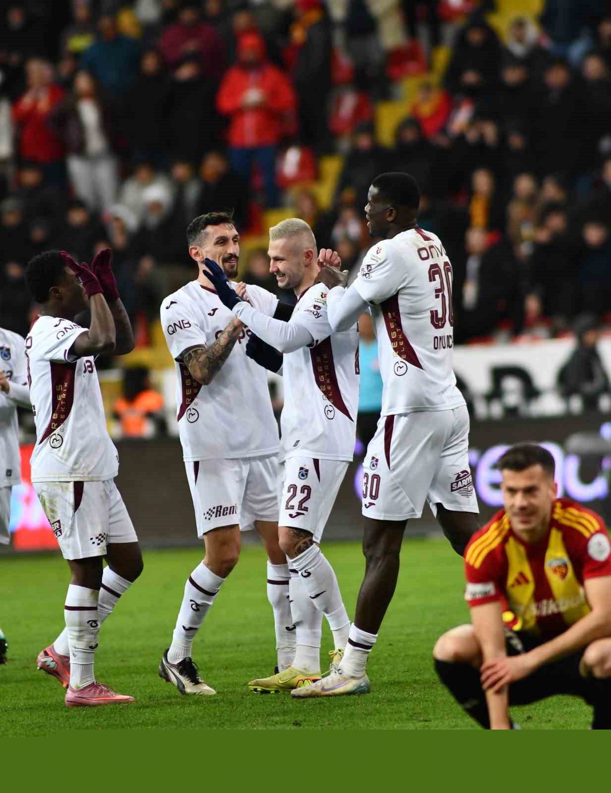 Trendyol Süper Lig: Kayserispor: 1 - Trabzonspor: 3 (Maç sonucu)
