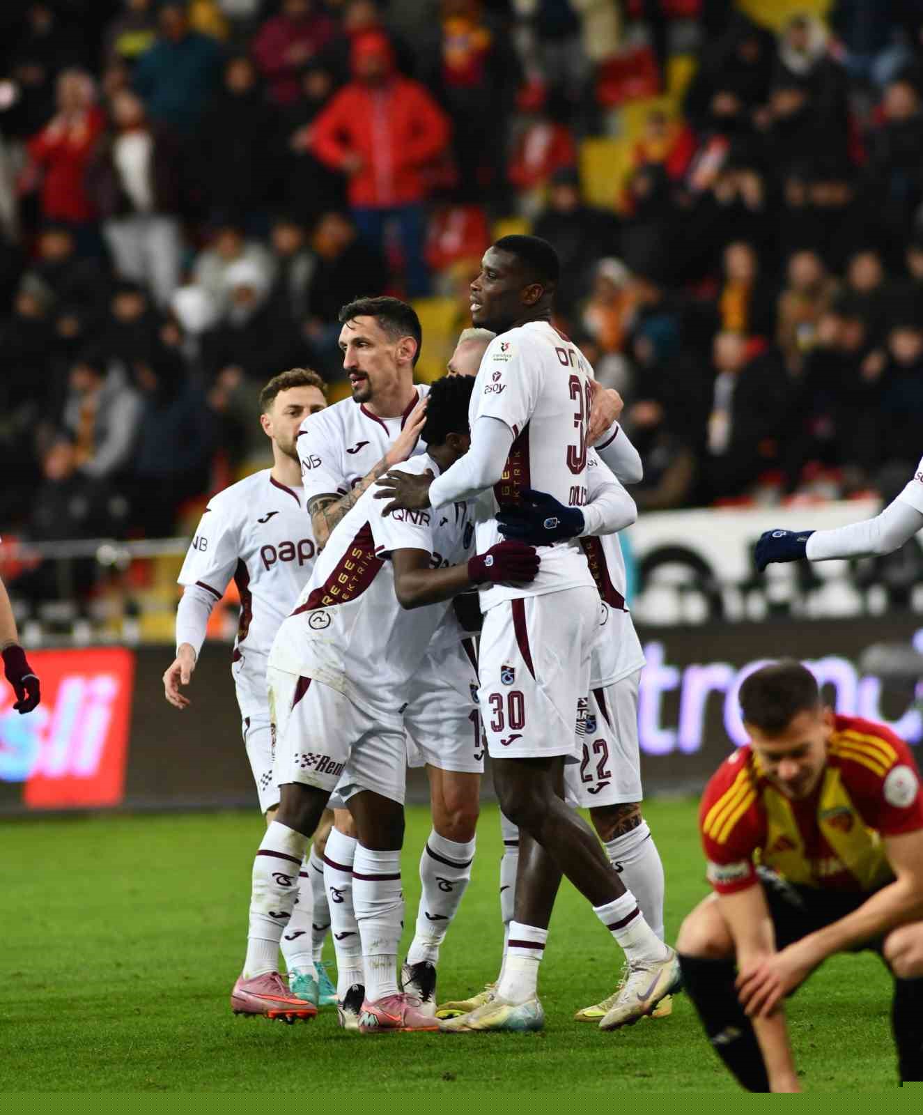 Trendyol Süper Lig: Kayserispor: 1 - Trabzonspor: 3 (Maç sonucu)
