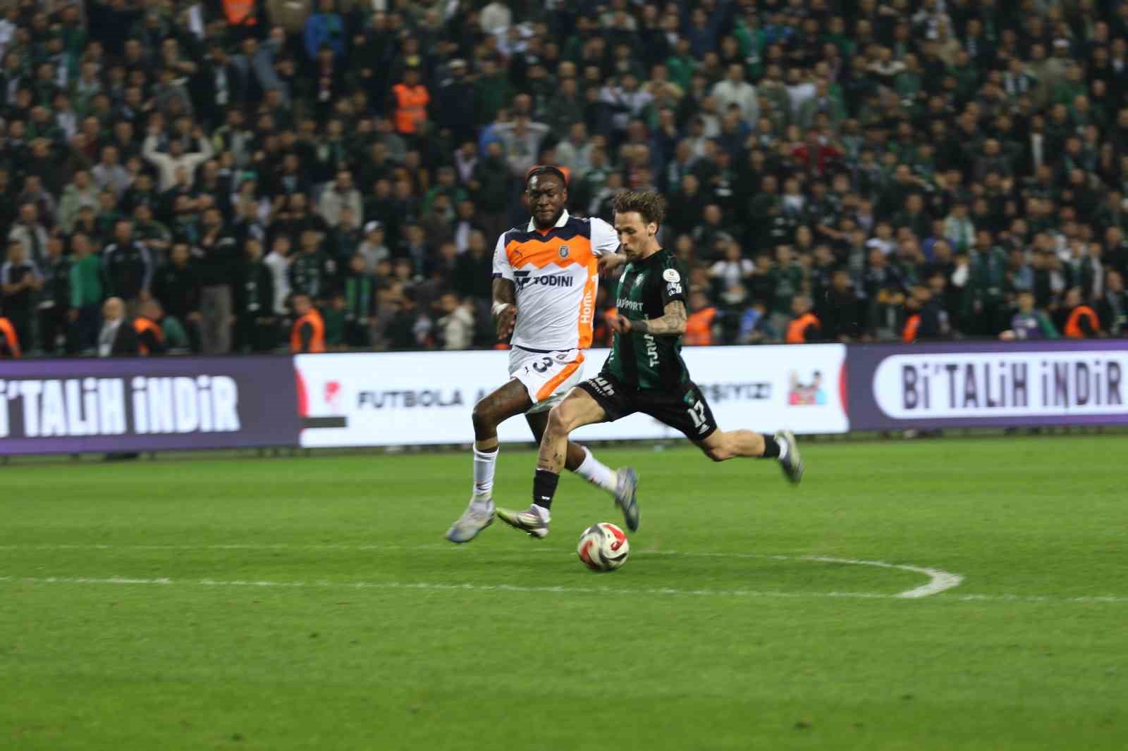 Trendyol Süper Lig: Kocaelispor: 0 - Başakşehir: 0 (Maç Sonucu)
