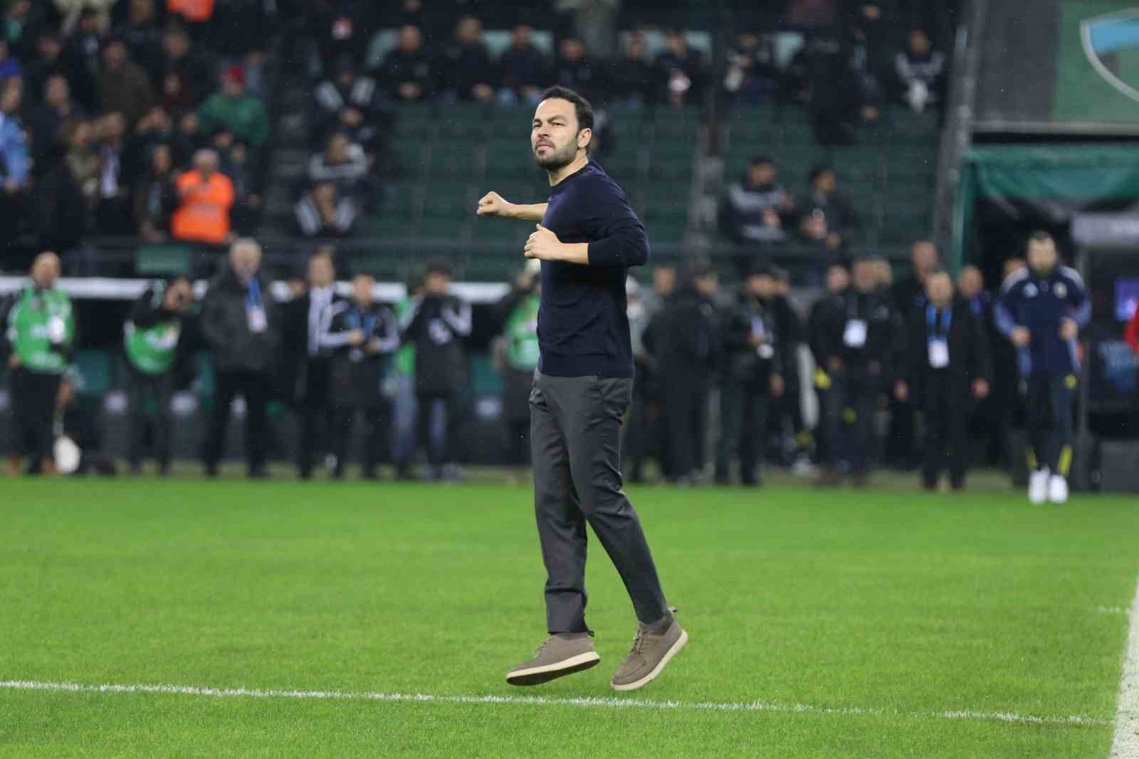 Trendyol Süper Lig: Kocaelispor: 0 - Fenerbahçe: 0 (Maç devam ediyor)
