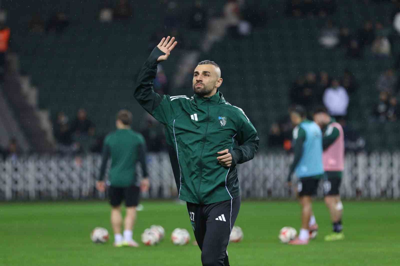 Trendyol Süper Lig: Kocaelispor: 0 - Fenerbahçe: 0 (Maç devam ediyor)
