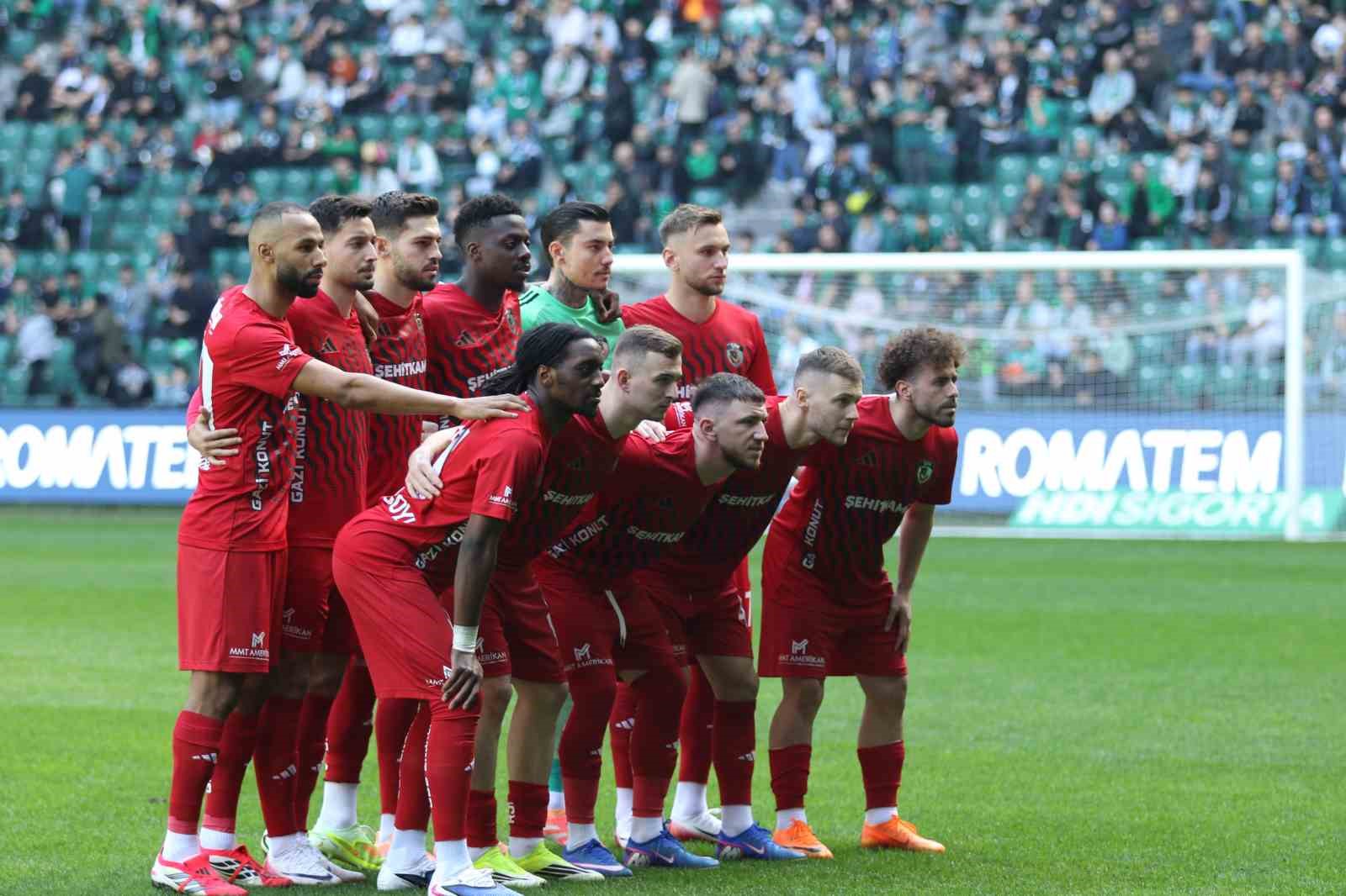 Trendyol Süper Lig: Kocaelispor: 0 - Gaziantep FK: 0 (Maç devam ediyor)
