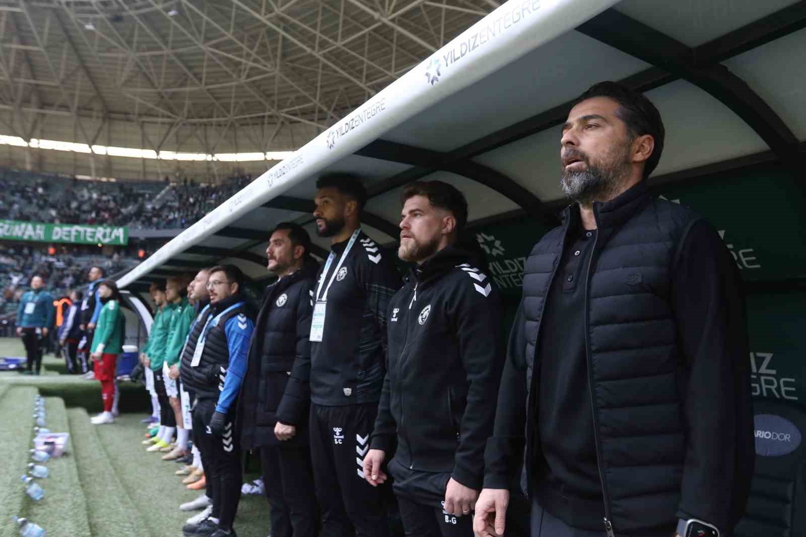 Trendyol Süper Lig: Kocaelispor: 0 - Konyaspor: 0 (Maç devam ediyor)
