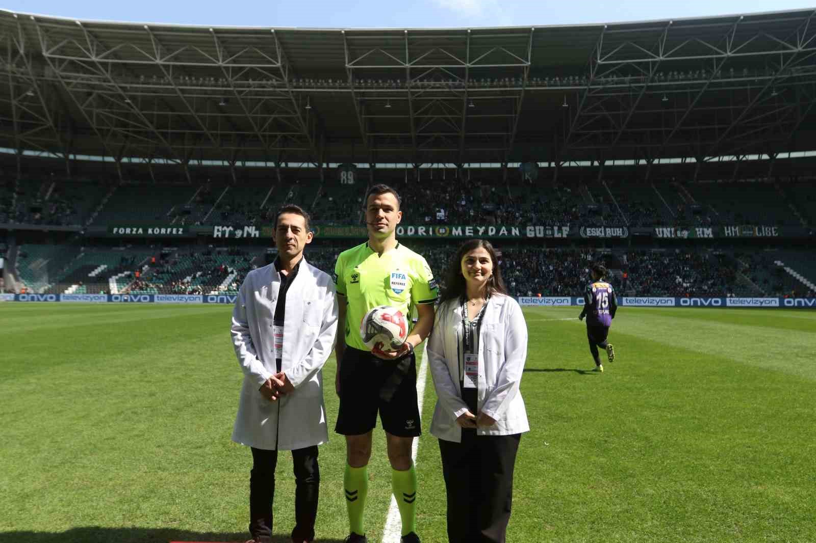 Trendyol Süper Lig: Kocaelispor: 0 - Konyaspor: 0 (Maç devam ediyor)
