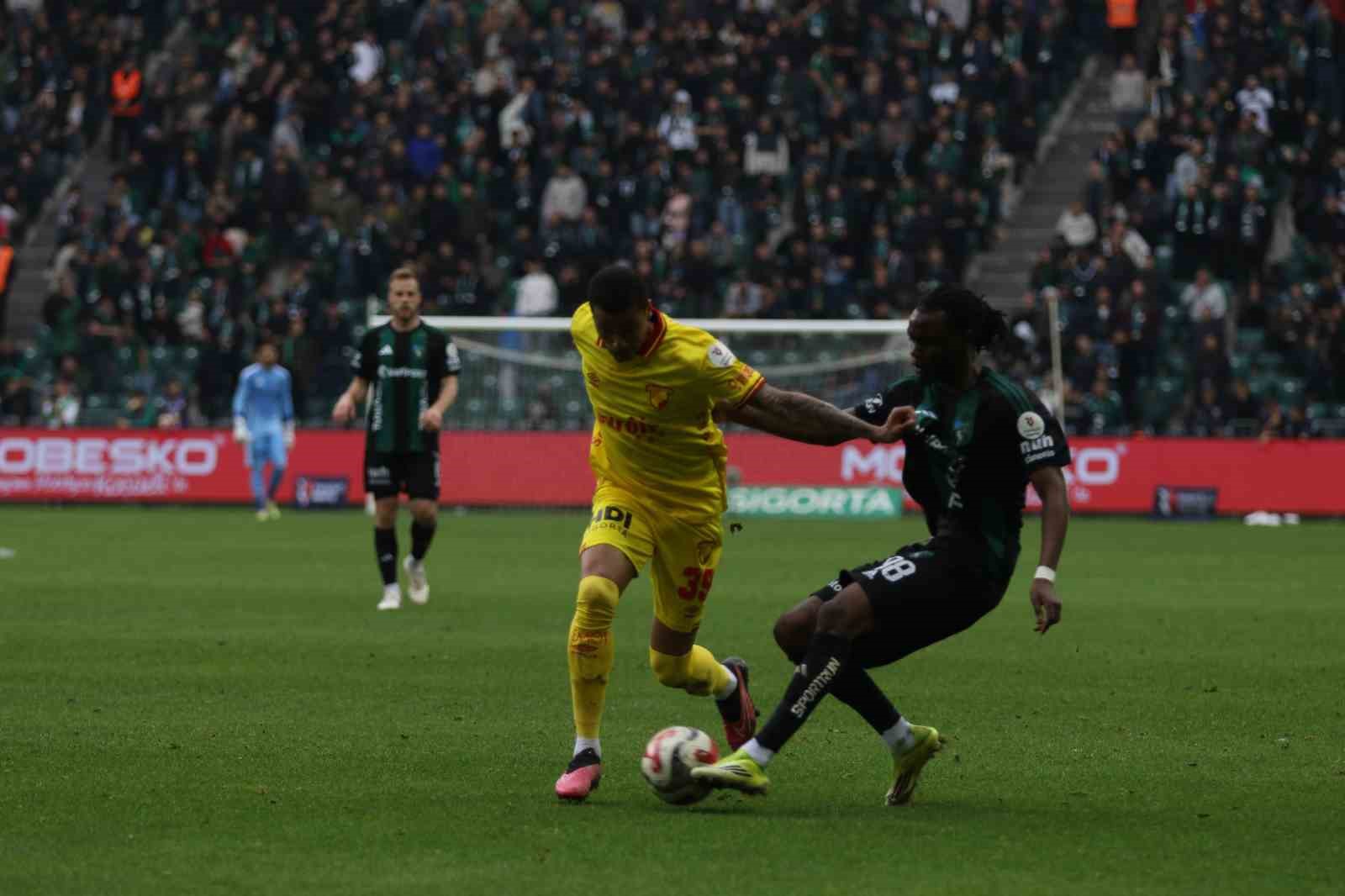 Trendyol Süper Lig: Kocaelispor: 1 - Göztepe:1 (Maç sonucu)

