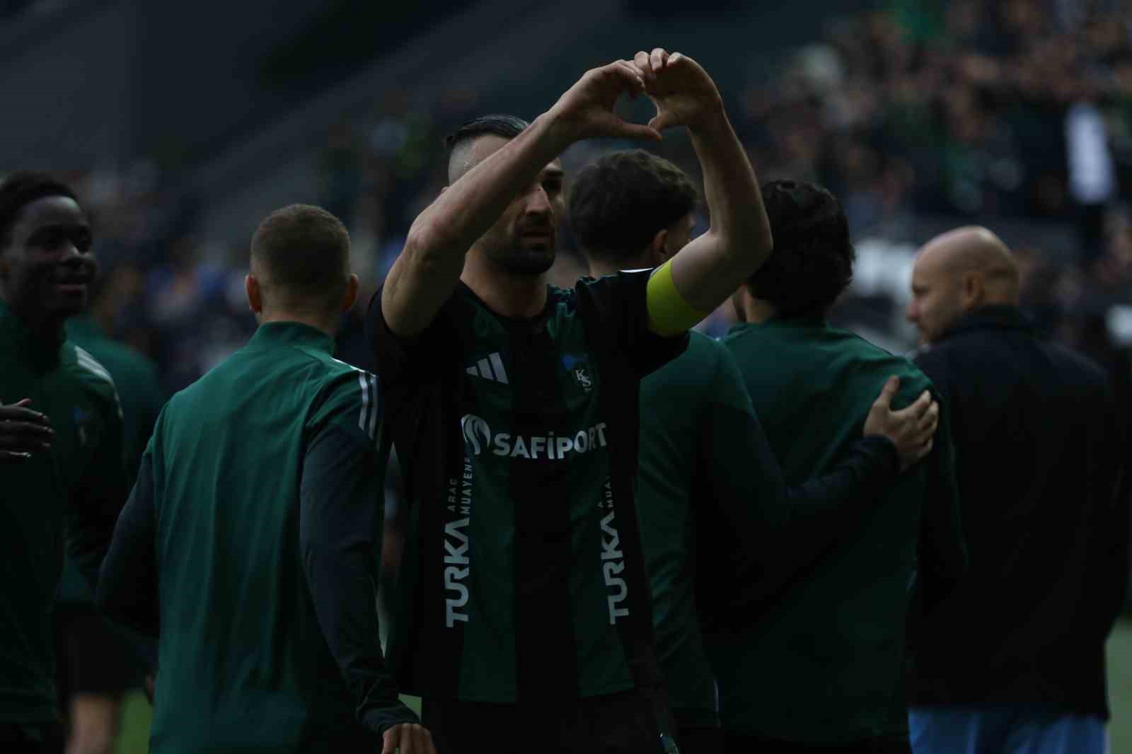 Trendyol Süper Lig: Kocaelispor: 1 - Göztepe:1 (Maç sonucu)
