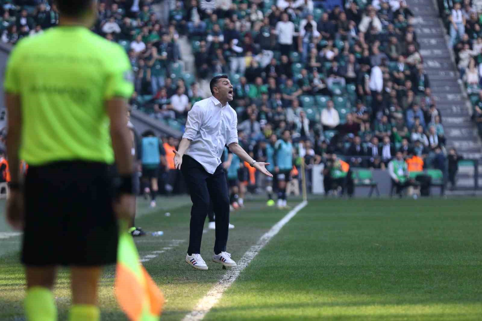 Trendyol Süper Lig: Kocaelispor: 3 - Gaziantep FK: 0 (Maç sonucu)
Trendyol Süper Lig: Kocaelispor: 3 - Gaziantep FK: 0 (Maç sonucu)