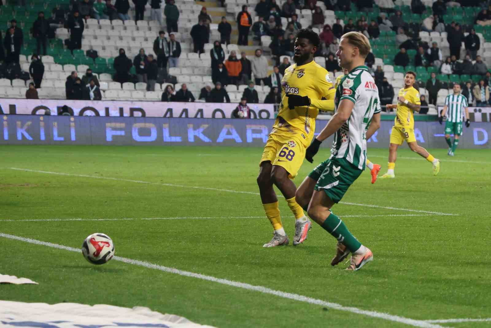 Trendyol Süper Lig: Konyaspor: 1 - Eyüpspor: 1 (Maç sonucu)
