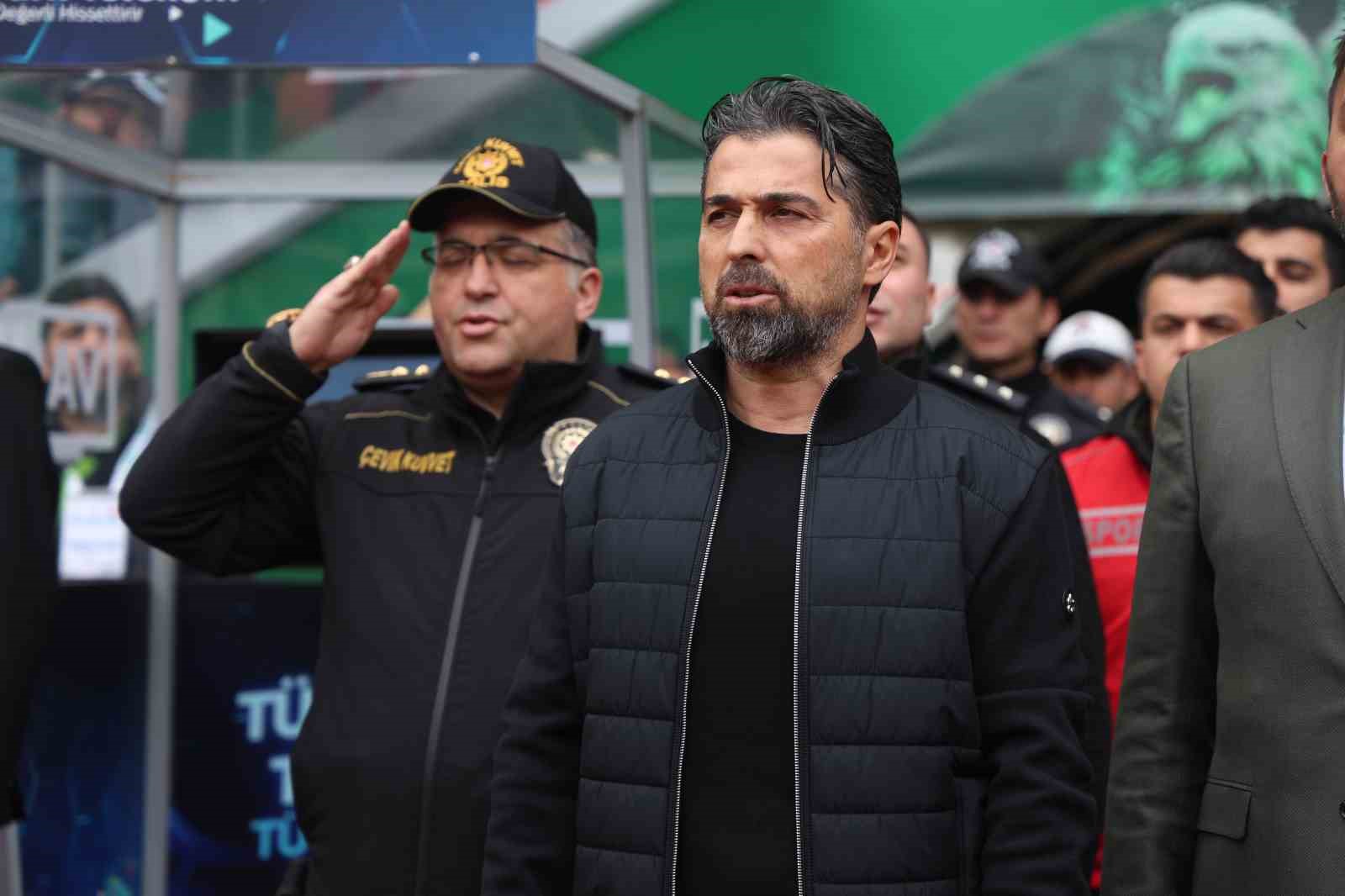 Trendyol Süper Lig: Konyaspor: 2 - Fatih Karagümrük: 0 (İlk yarı)
Trendyol Süper Lig: Konyaspor: 2 - Fatih Karagümrük: 0 (İlk yarı)