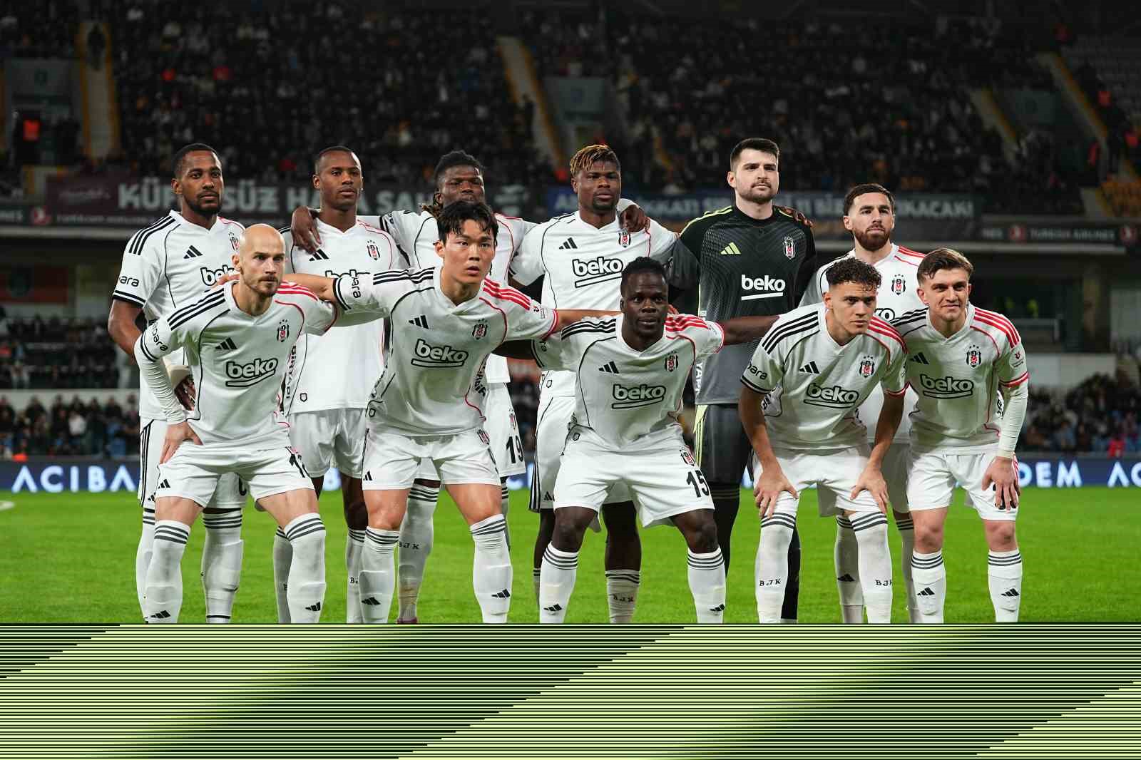 Trendyol Süper Lig: RAMS Başakşehir: 0 - Beşiktaş: 0 (Maç devam ediyor)
