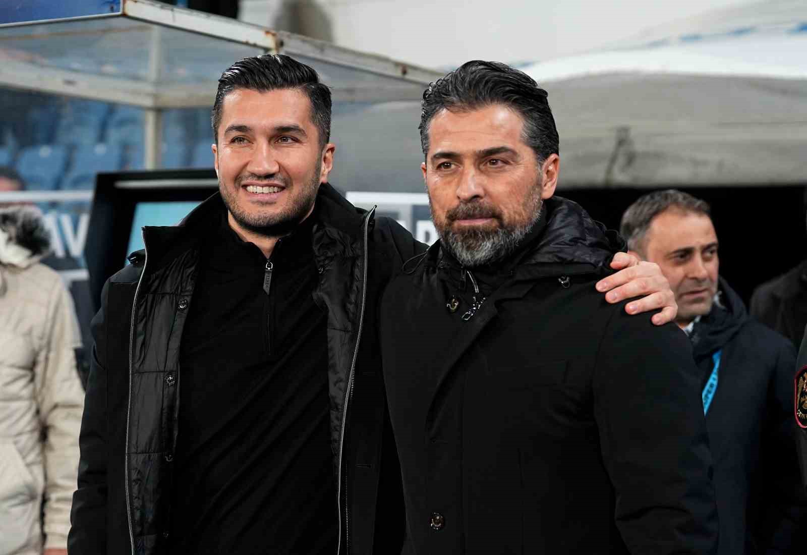 Trendyol Süper Lig: RAMS Başakşehir: 0 - Konyaspor: 0 (Maç devam ediyor)
