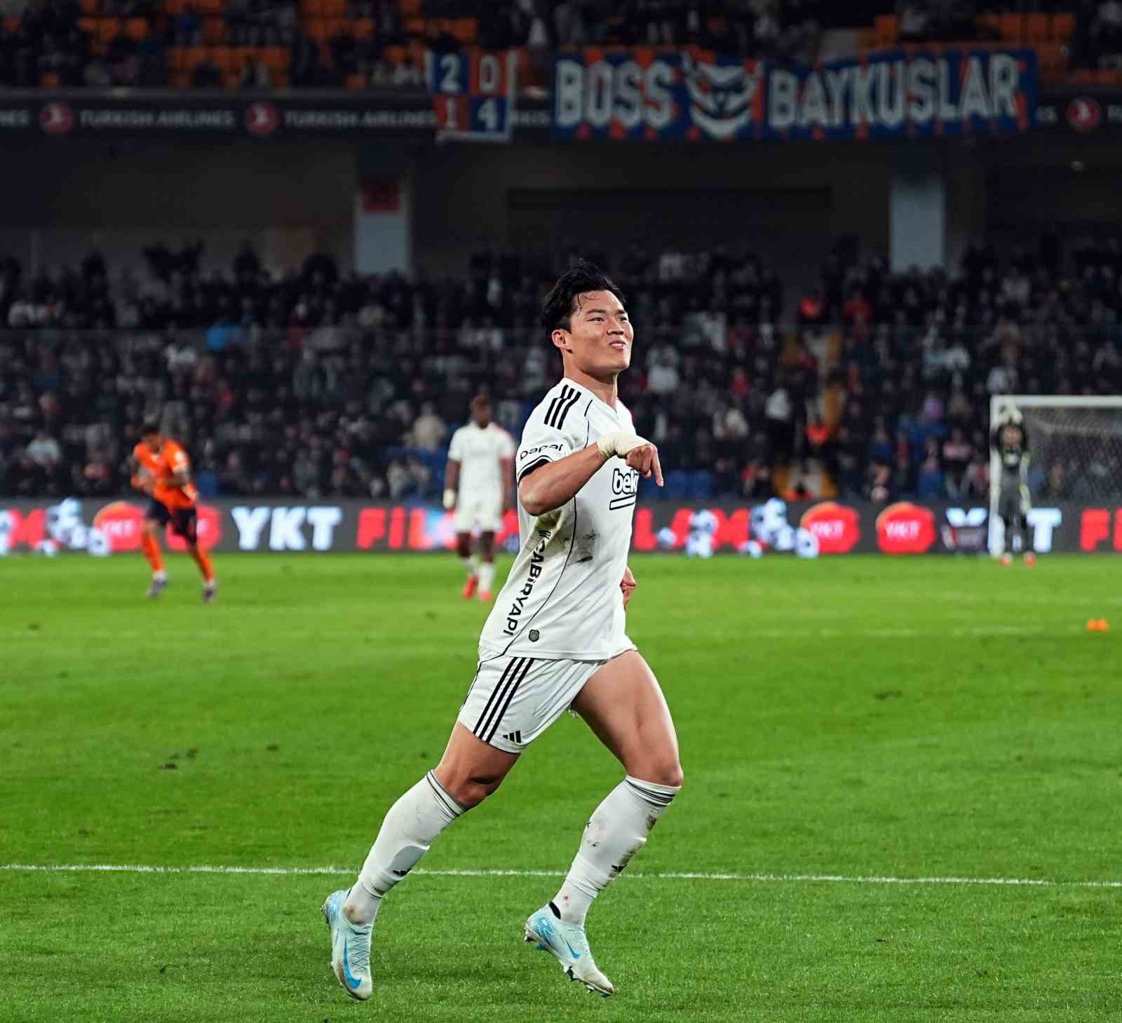 Trendyol Süper Lig: RAMS Başakşehir: 1 - Beşiktaş: 1 (İlk yarı)
