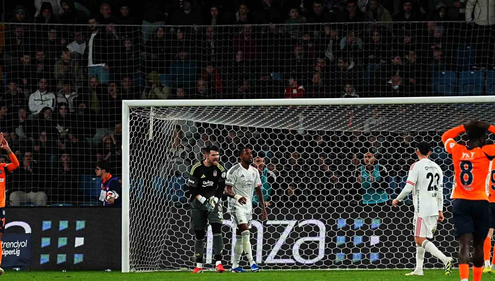 Trendyol Süper Lig: RAMS Başakşehir: 2 - Beşiktaş: 3 (Maç sonucu)
