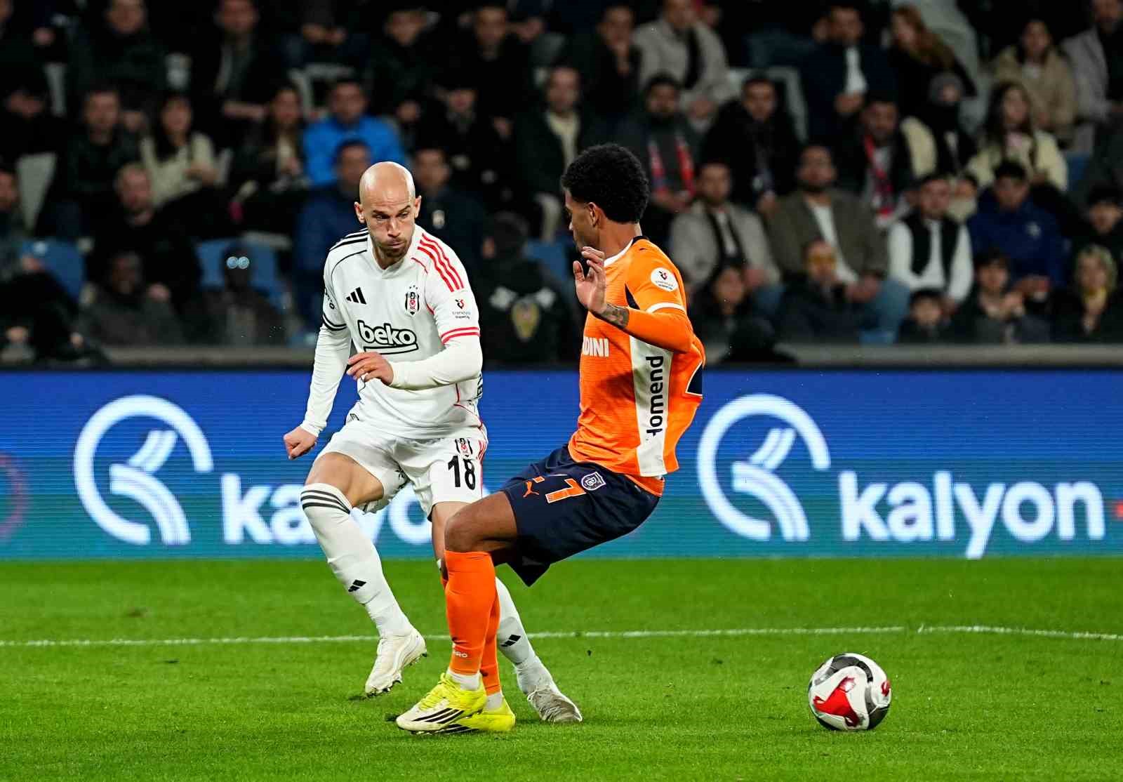 Trendyol Süper Lig: RAMS Başakşehir: 2 - Beşiktaş: 3 (Maç sonucu)
