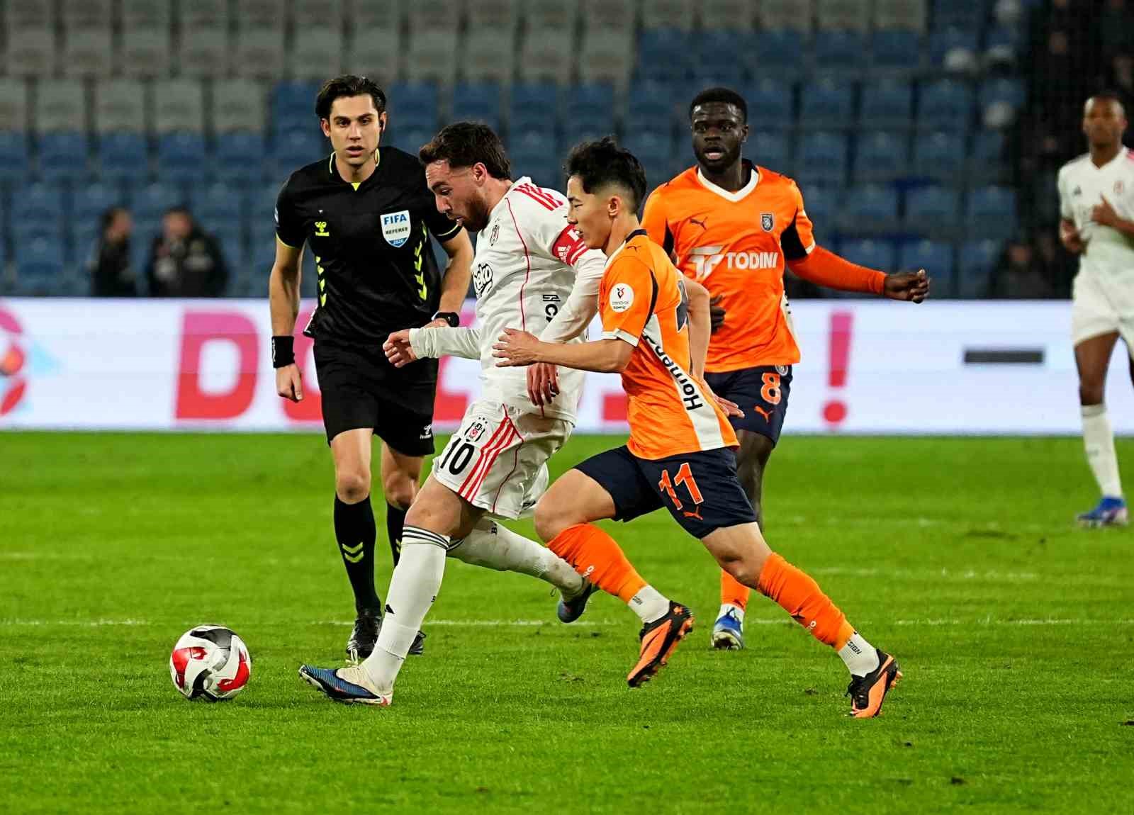 Trendyol Süper Lig: RAMS Başakşehir: 2 - Beşiktaş: 3 (Maç sonucu)
