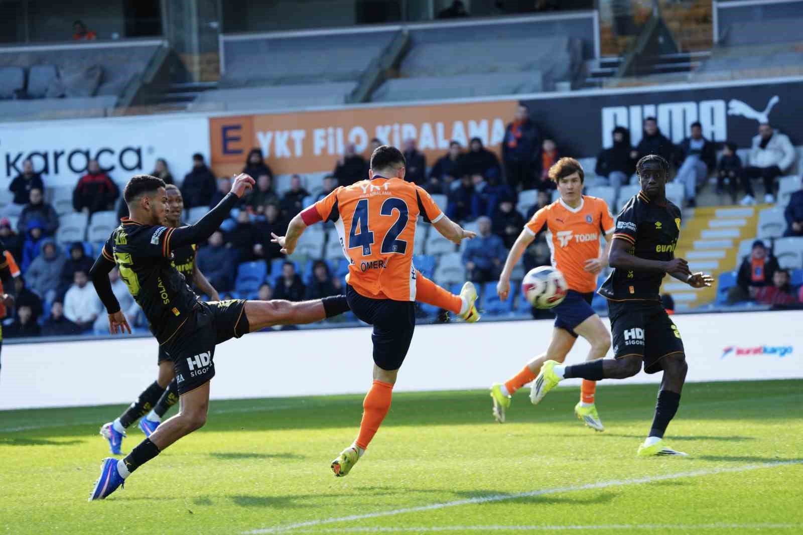 Trendyol Süper Lig: RAMS Başakşehir: 2 - Göztepe: 1 (Maç sonucu)
