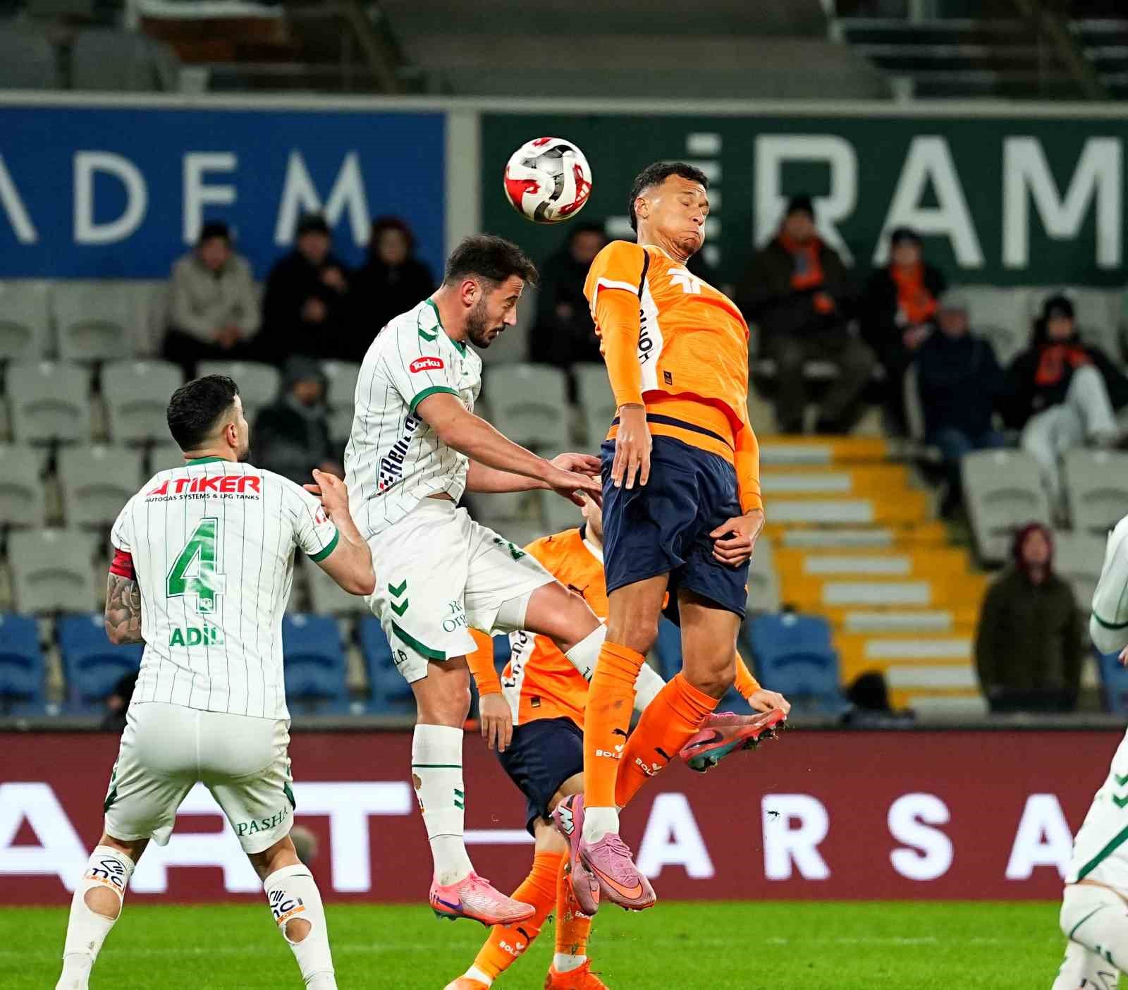 Trendyol Süper Lig: RAMS Başakşehir: 2 - Konyaspor: 0 (Maç sonucu)
