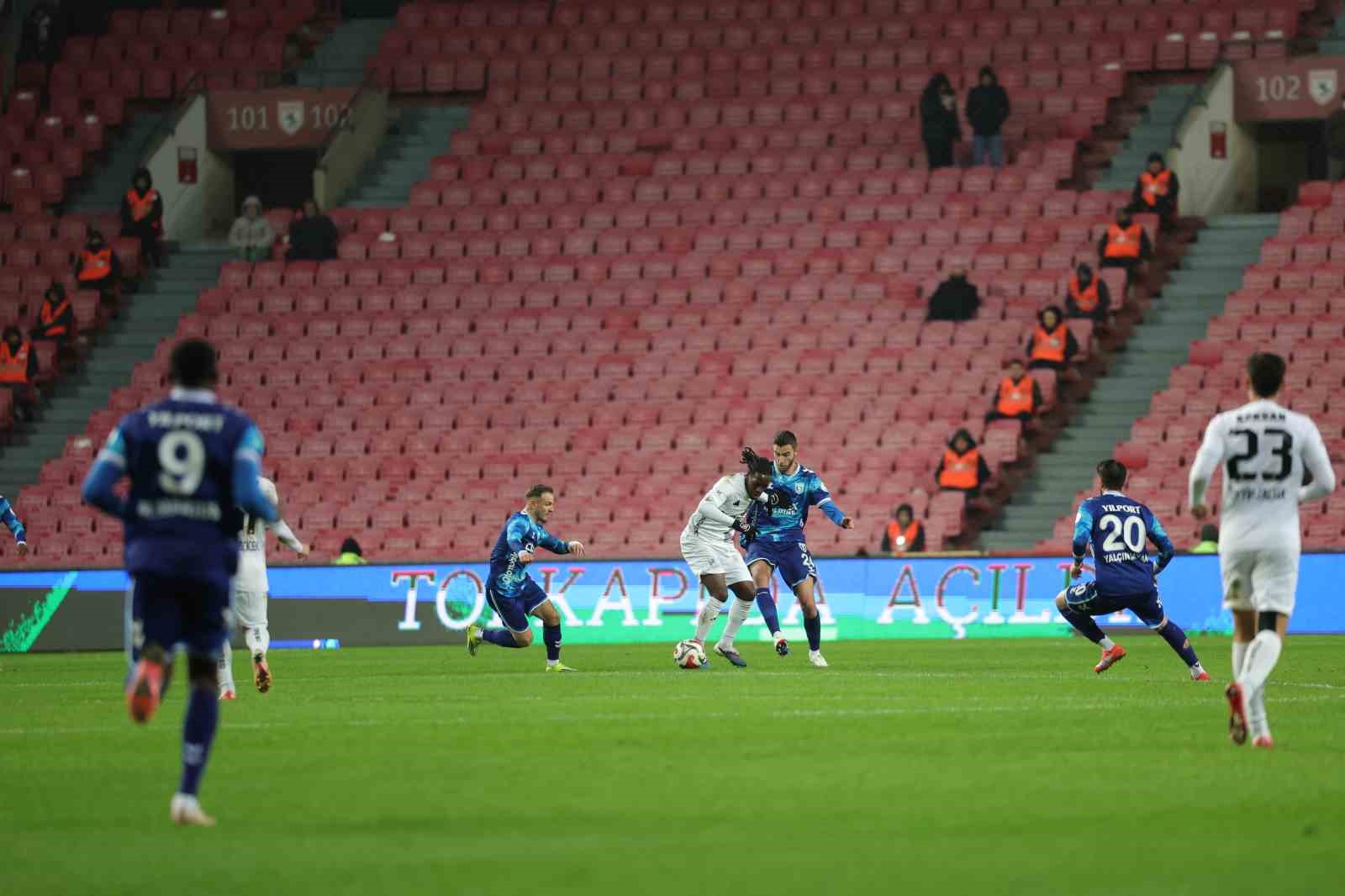 Trendyol Süper Lig: Samsunspor: 0 - Gaziantep FK: 0 (İlk yarı)
Trendyol Süper Lig: Samsunspor: 0 - Gaziantep FK: 0 (İlk yarı)